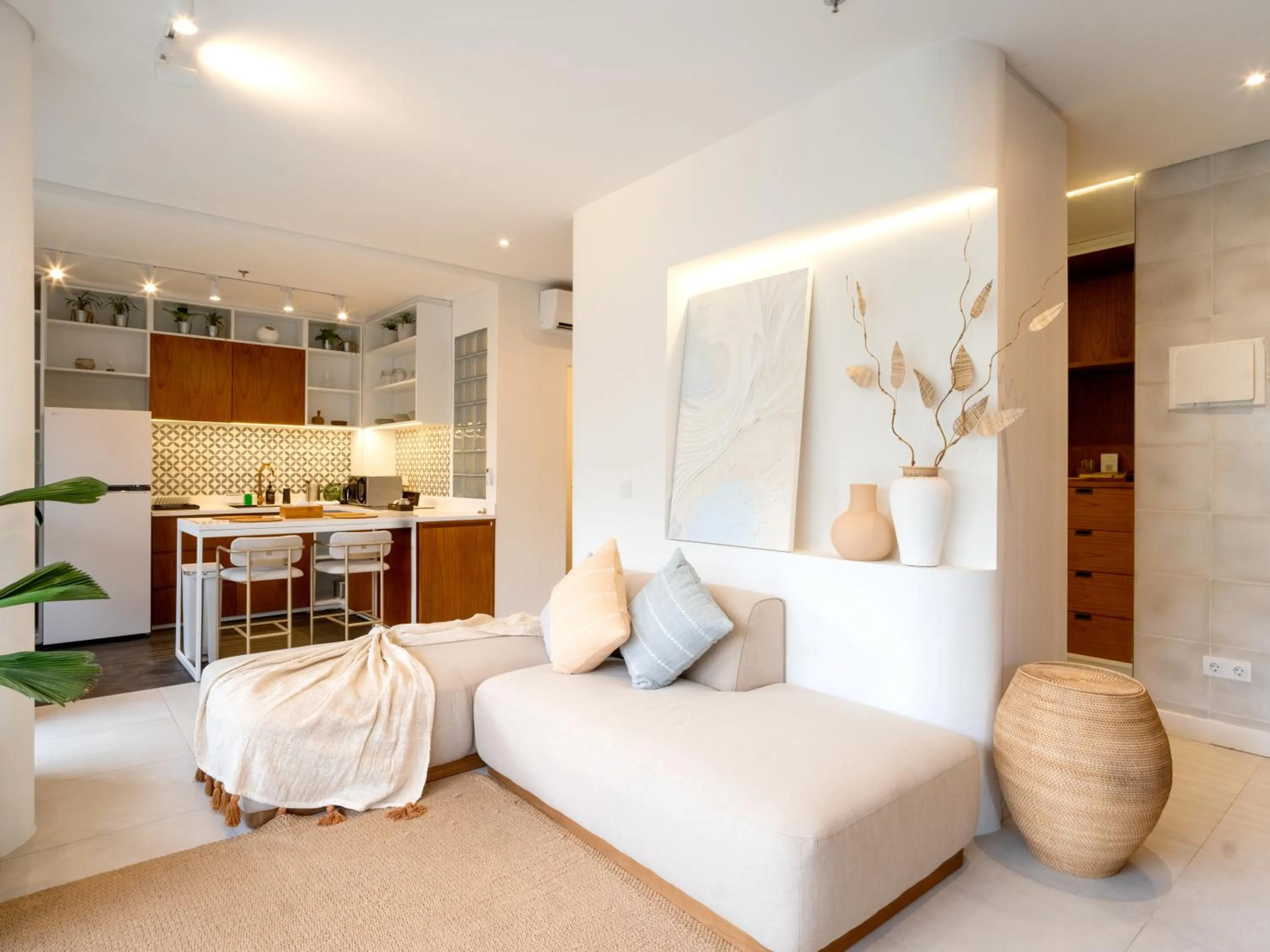 Living room in The Cruise Berawa Resort