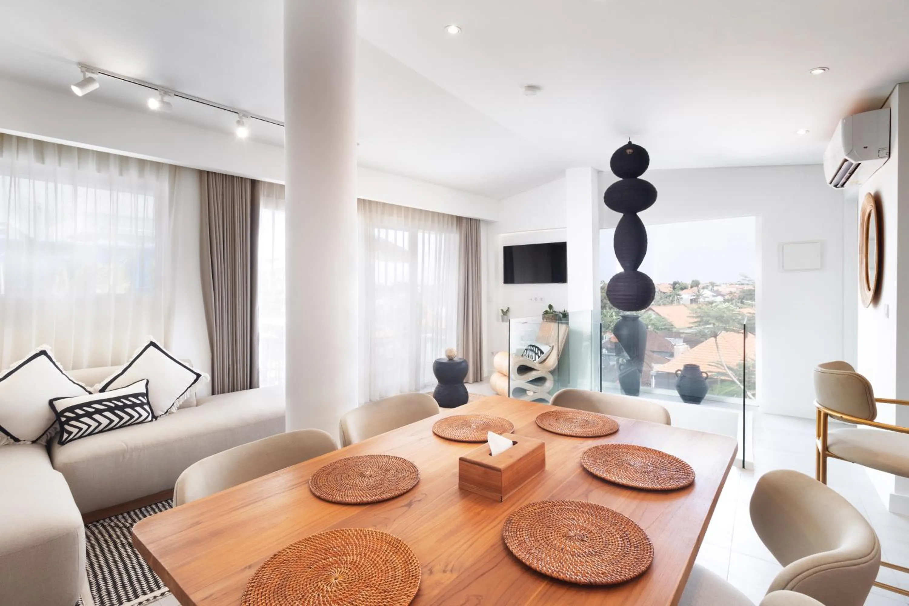 Living room in The Cruise Berawa Resort