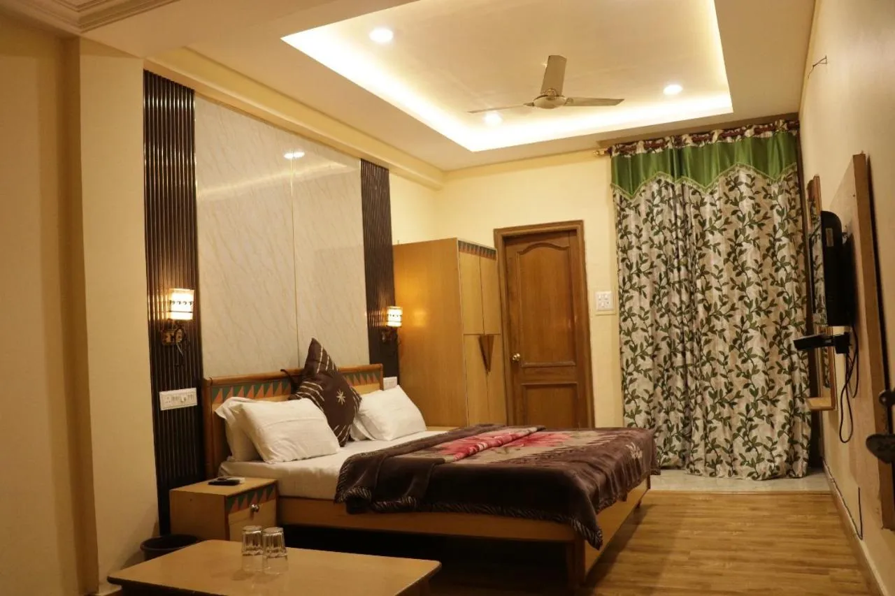 Bed in Hotel Royal Palace