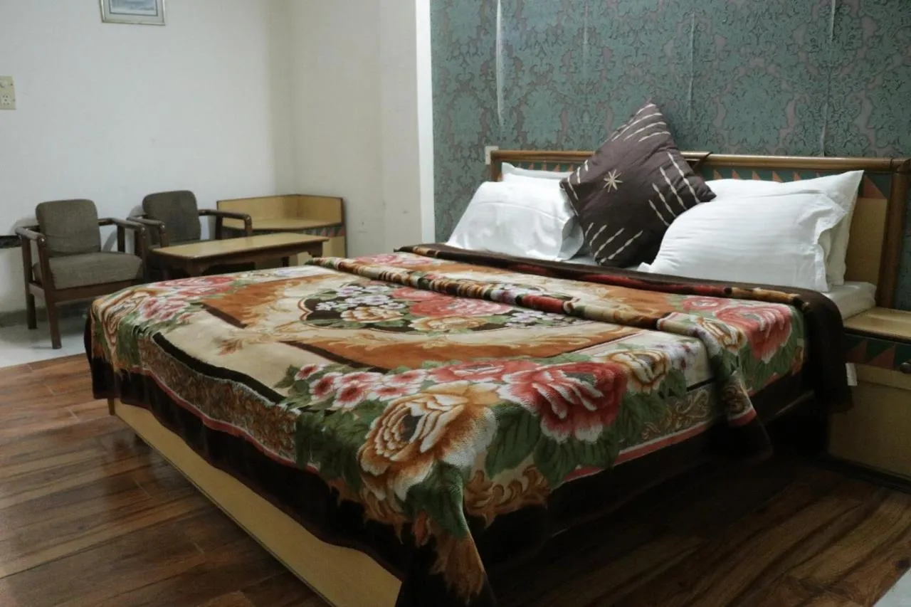 Bed in Hotel Royal Palace