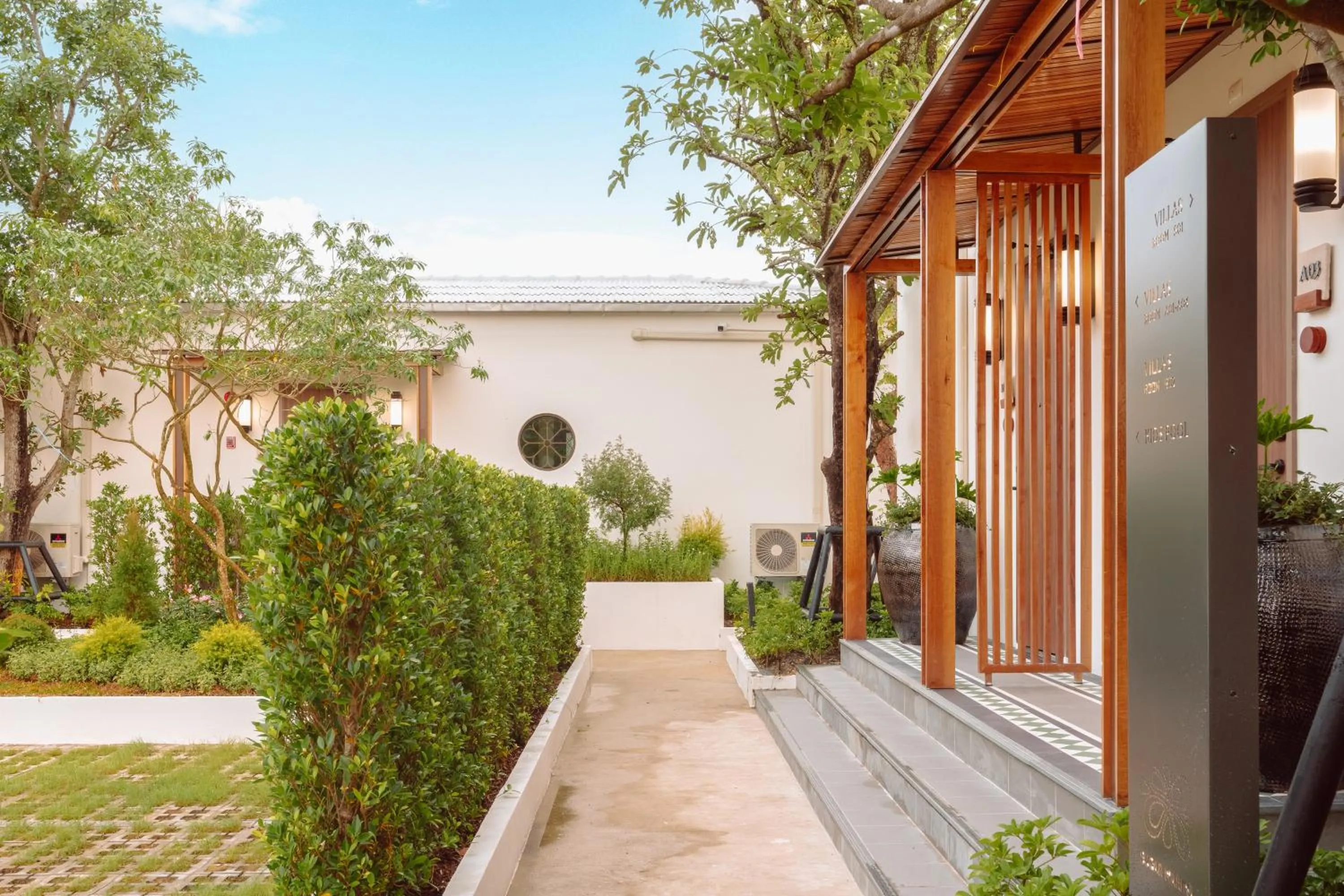 Property building in Sugar Marina Resort-LAGOON-Villas, Naiyang Beach