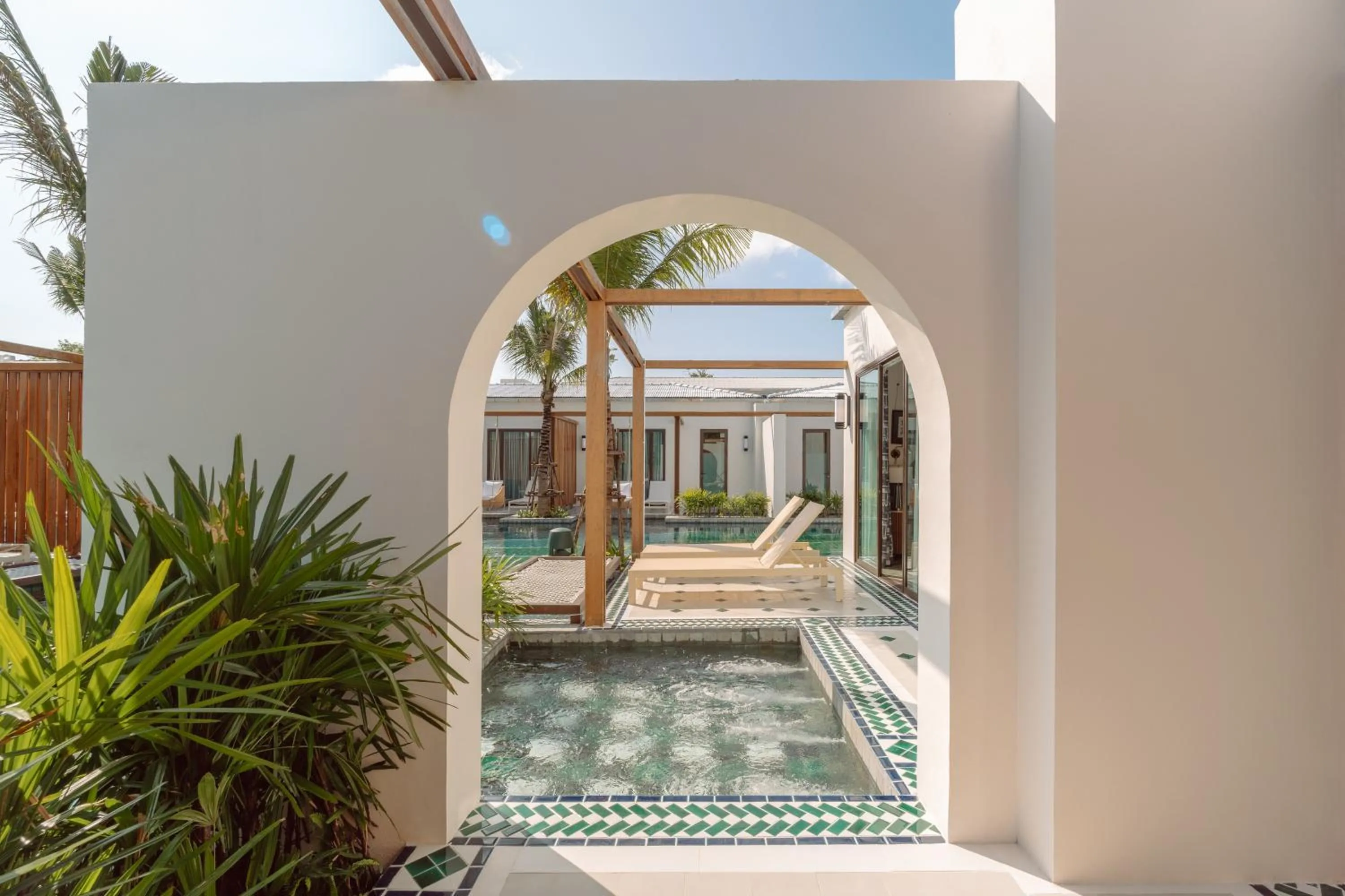 Day in Sugar Marina Resort-LAGOON-Villas, Naiyang Beach