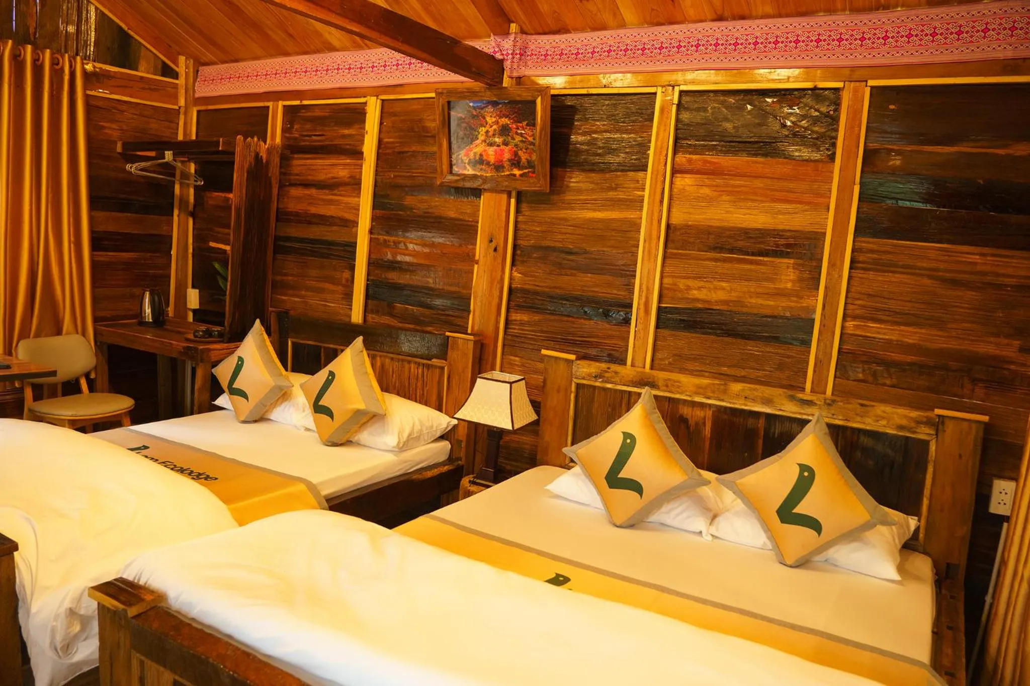 Bed in Lam Ecolodge Mu Cang Chai
