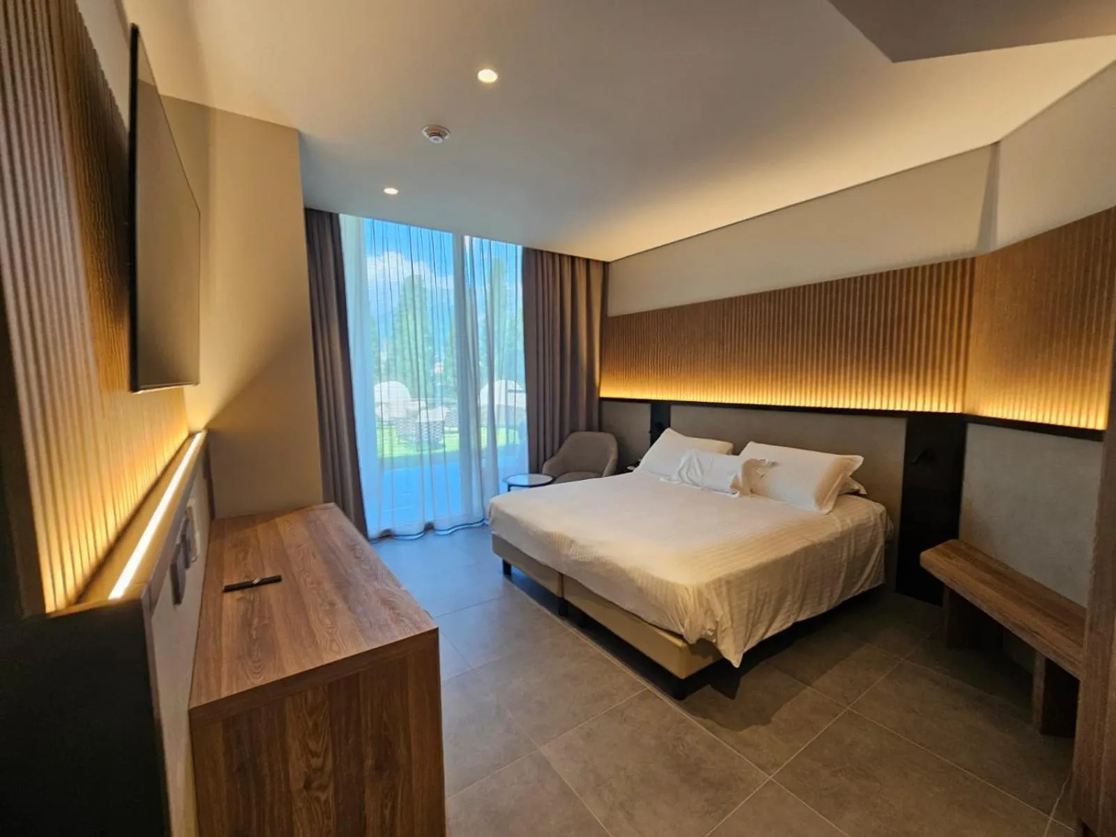 Photo of the whole room, Bed in Hotel Griso Collection