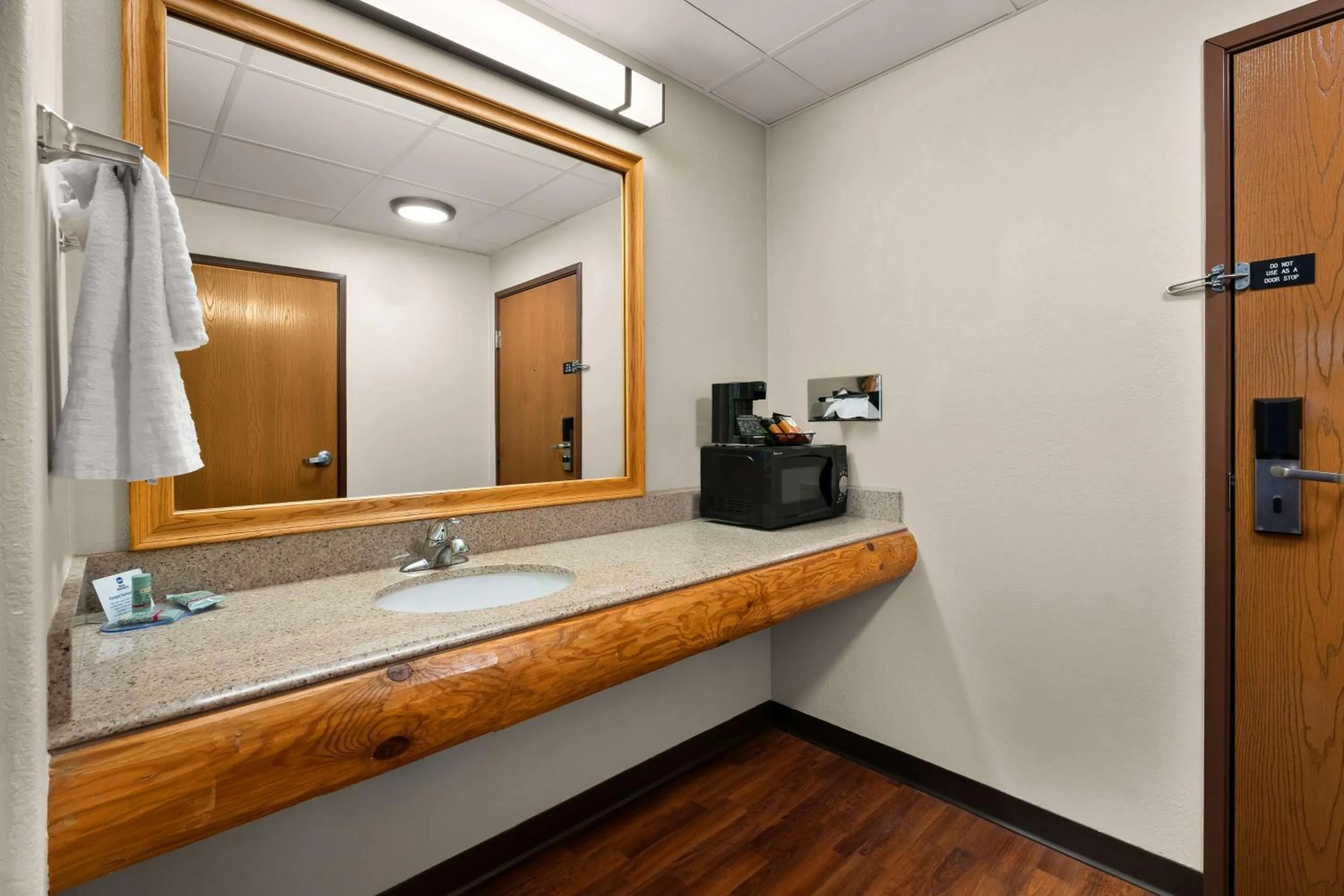 Bathroom in Best Western Northwoods Lodge