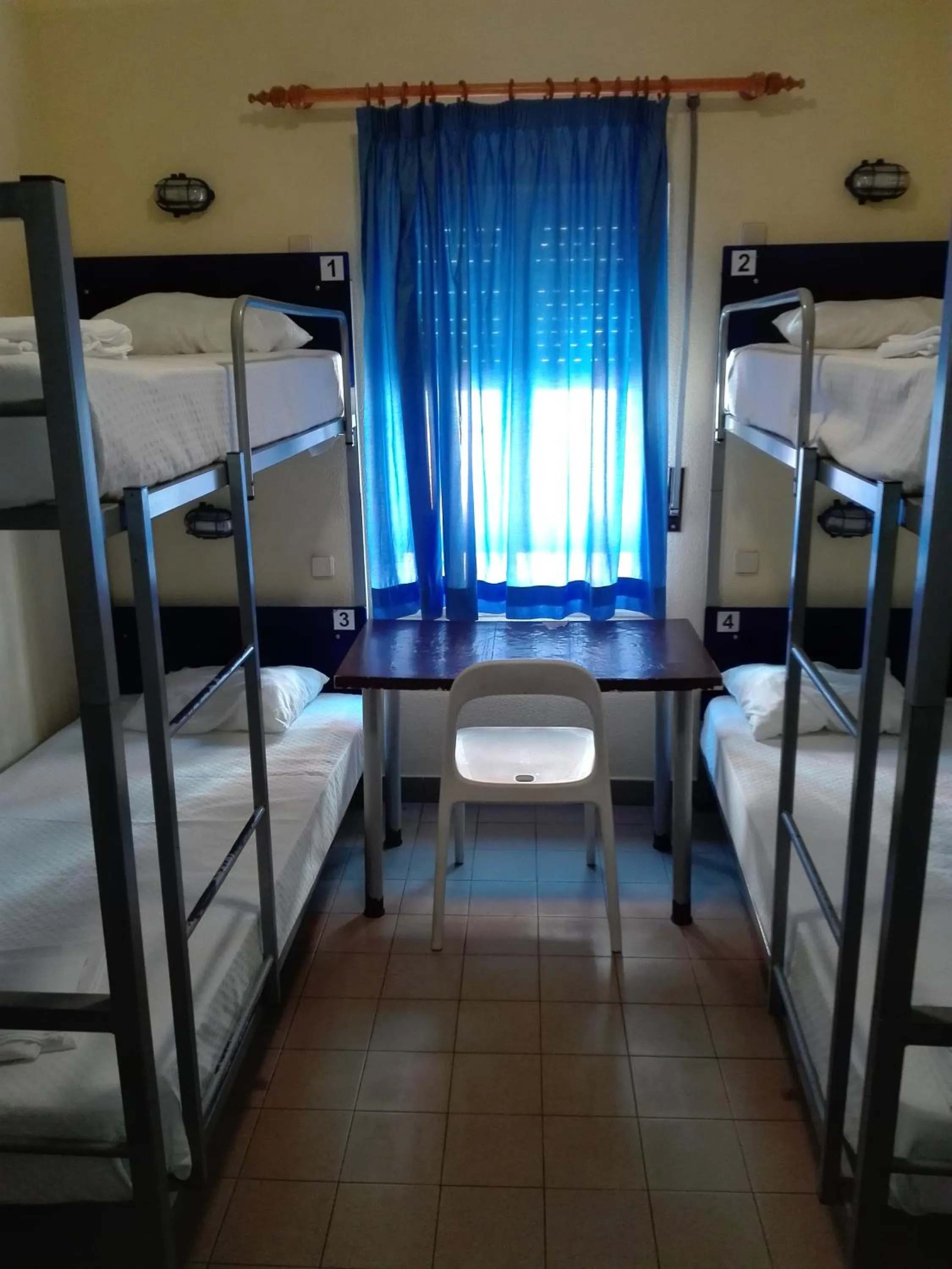 Bedroom, Bed in HI Lagos - Pousada de Juventude