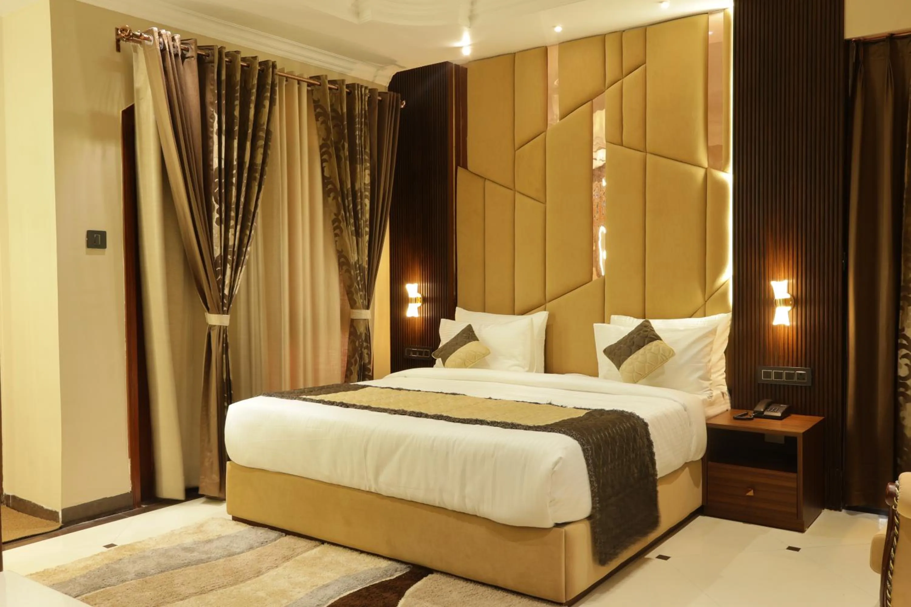 Bed in Suramya Homestay Near Shymala Hills