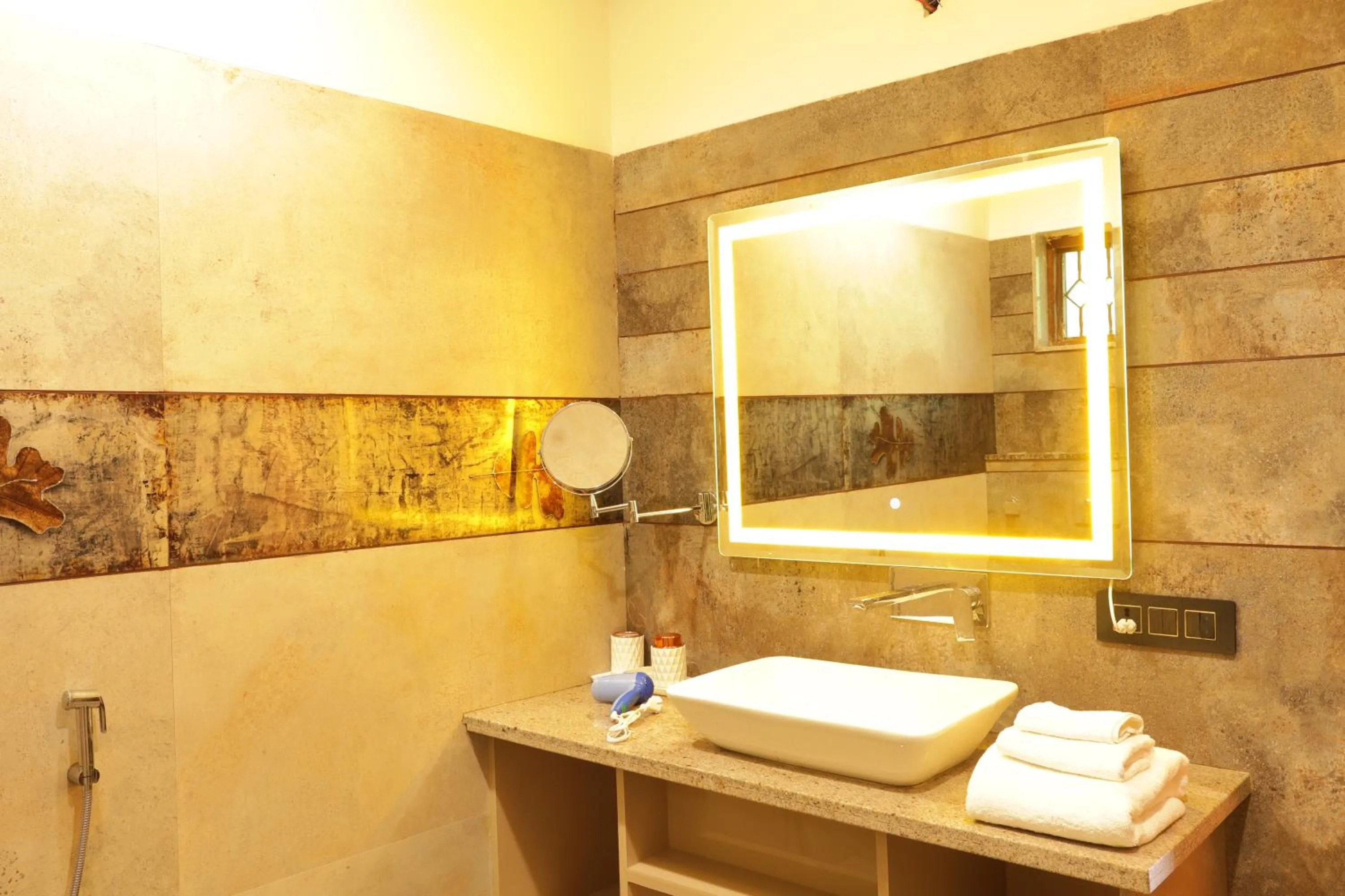 Bathroom in Suramya Homestay Near Shymala Hills