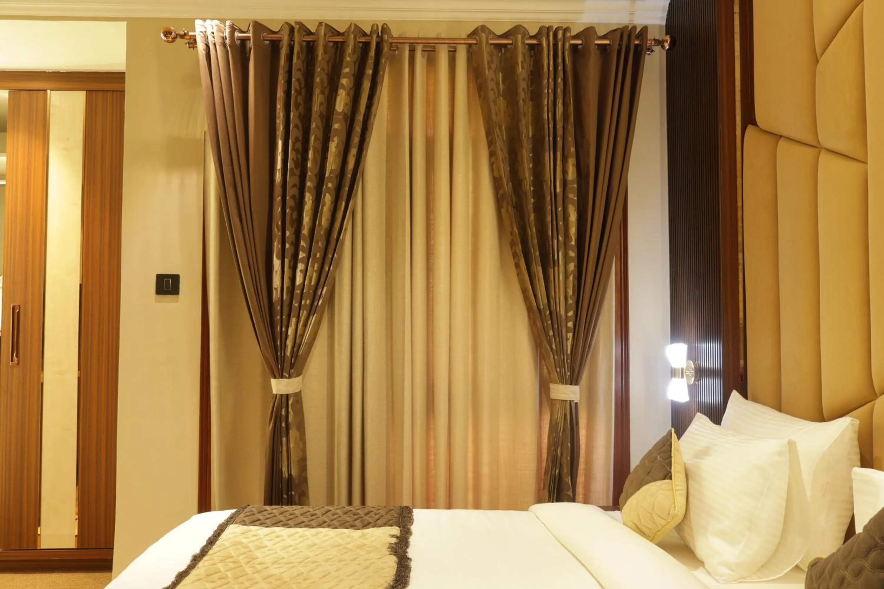 Bed in Suramya Homestay Near Shymala Hills