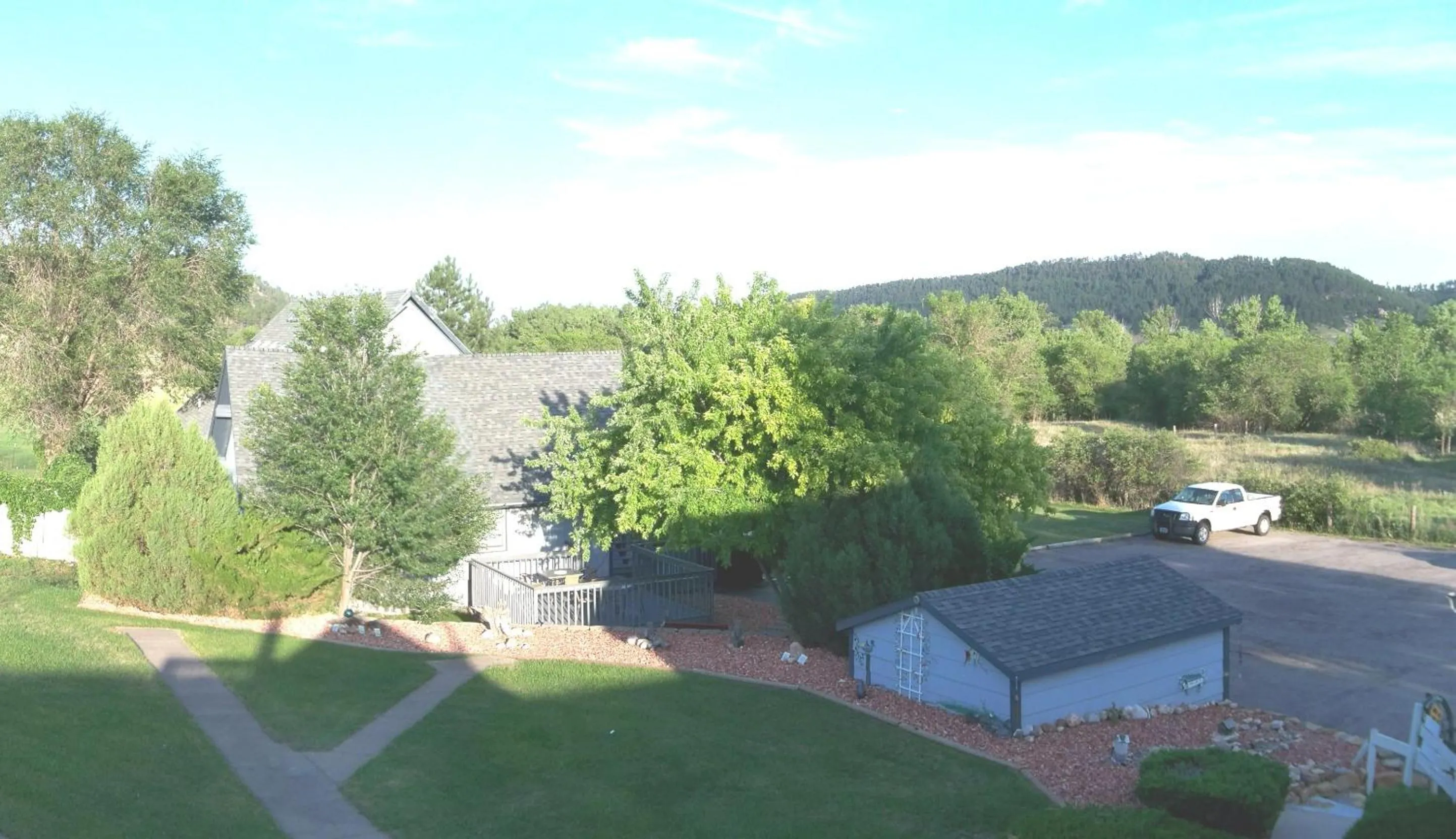 Property building in Sweetgrass Inn Bed & Breakfast