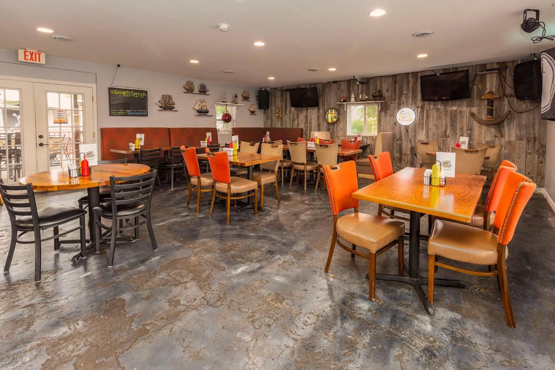 Restaurant/places to eat in Sweetgrass Inn Bed & Breakfast