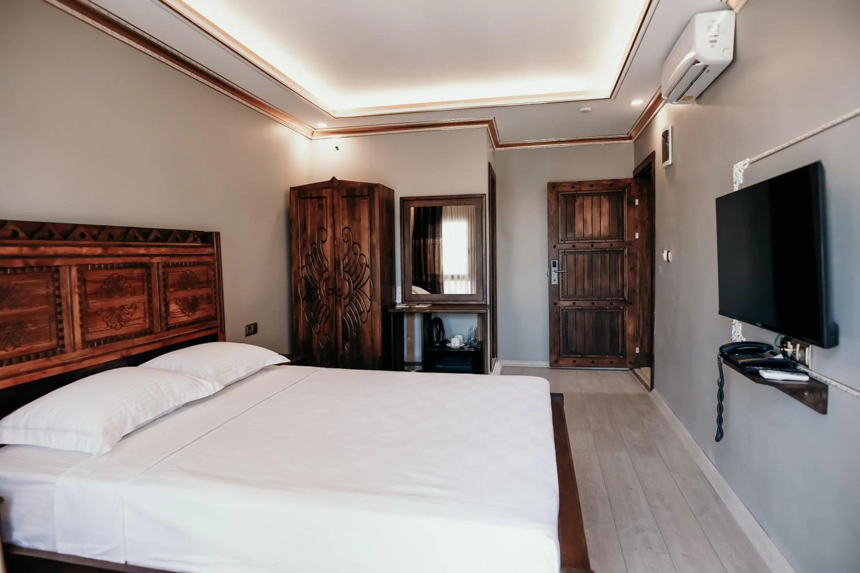 Bed in Minessa Konağı