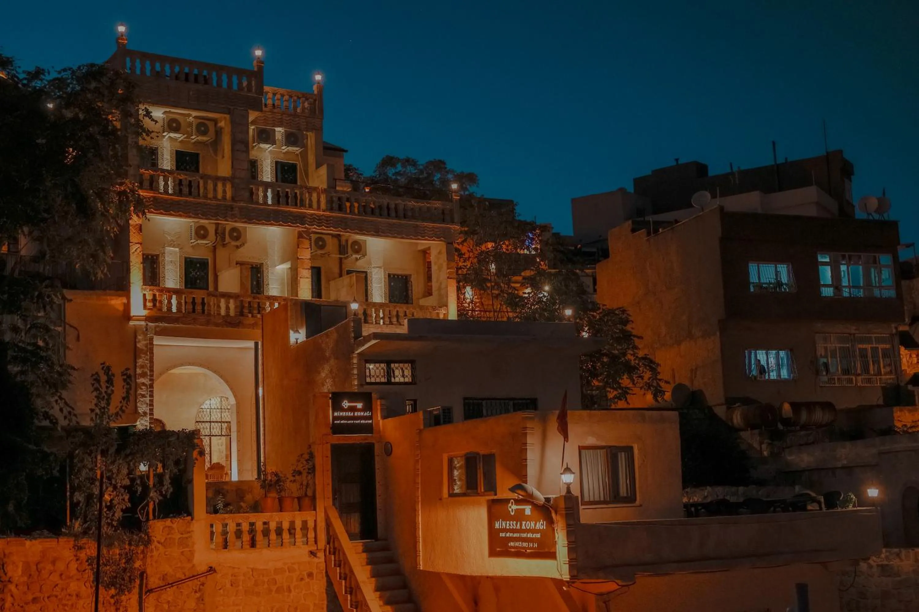 Facade/entrance in Minessa Konağı