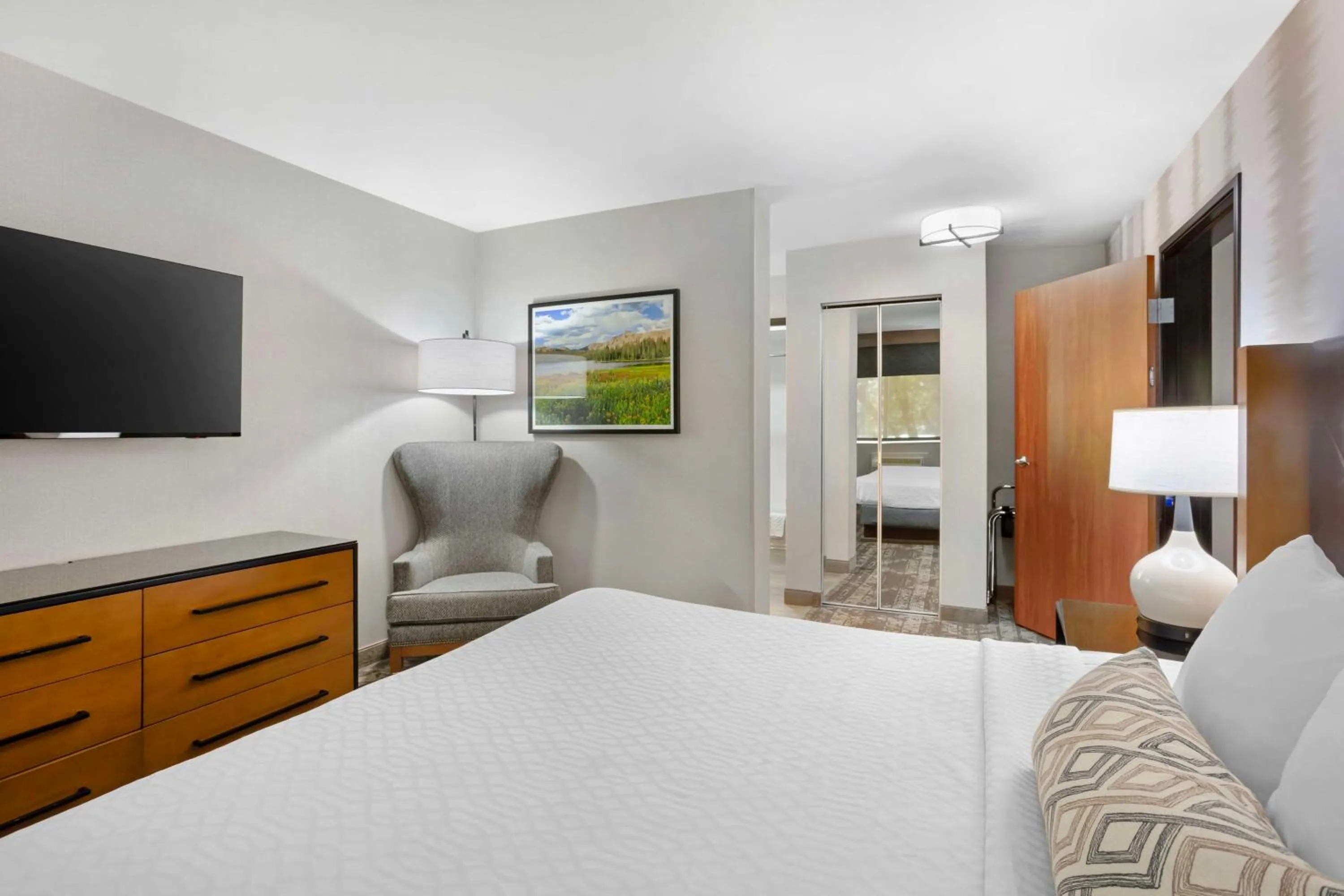 Bedroom, Bed in Best Western Holiday Hills