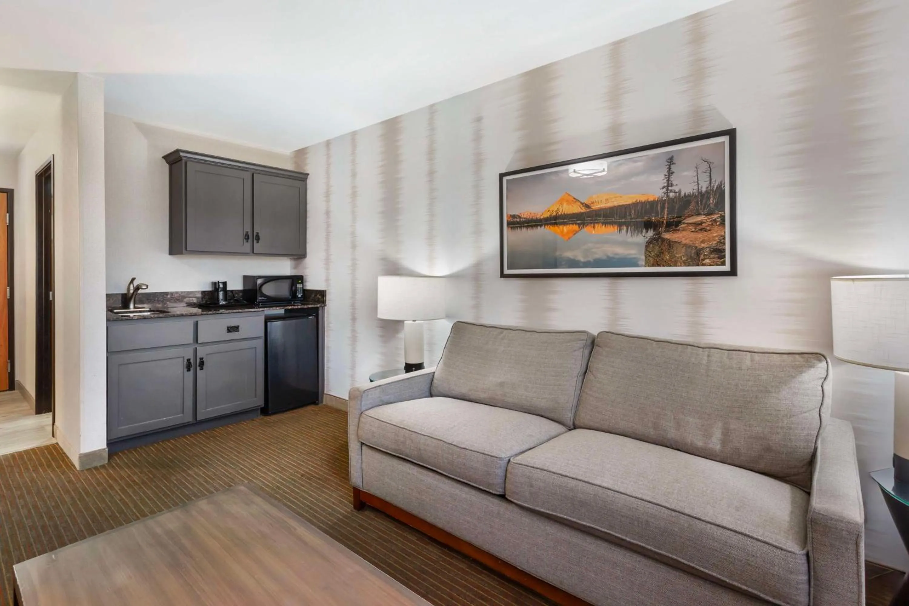 Bedroom in Best Western Holiday Hills