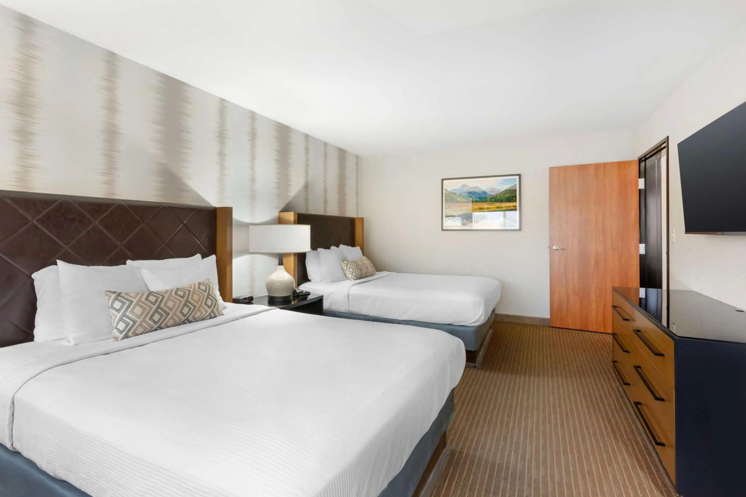 Bedroom, Bed in Best Western Holiday Hills