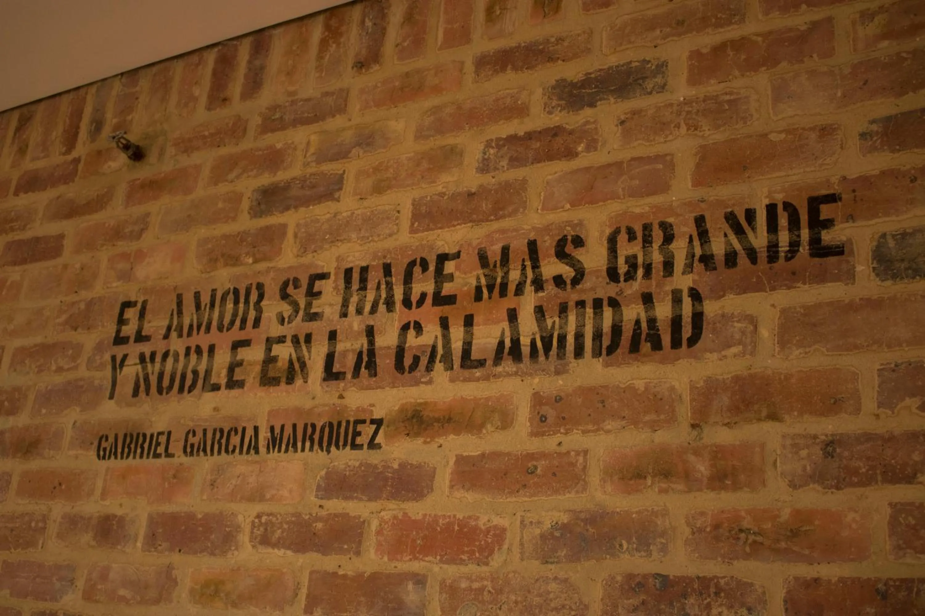 Text overlay in The Artisan D.C. Hotel, Autograph Collection