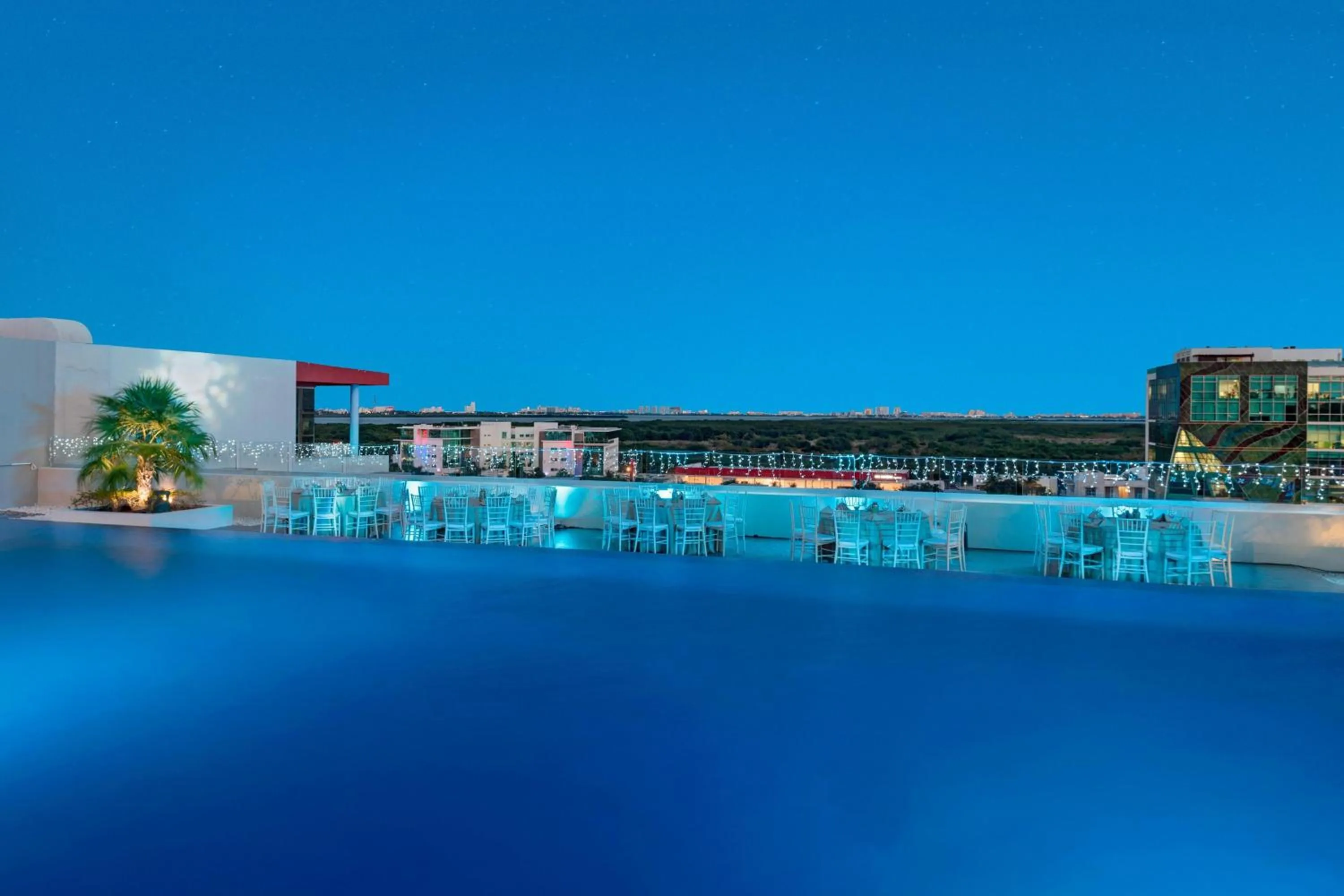 Area and facilities in Four Points by Sheraton Cancun Centro