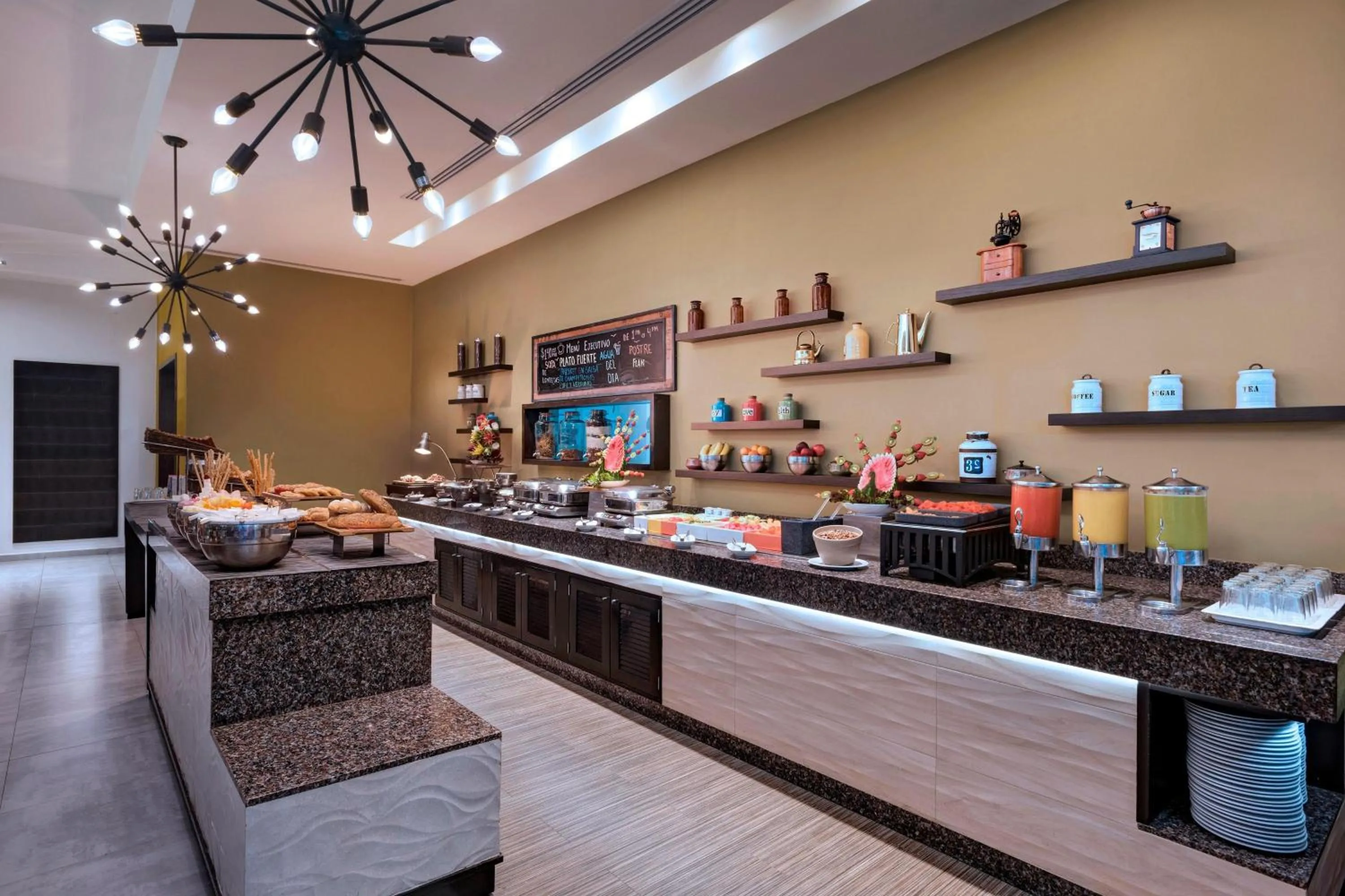 Restaurant/places to eat in Four Points by Sheraton Cancun Centro