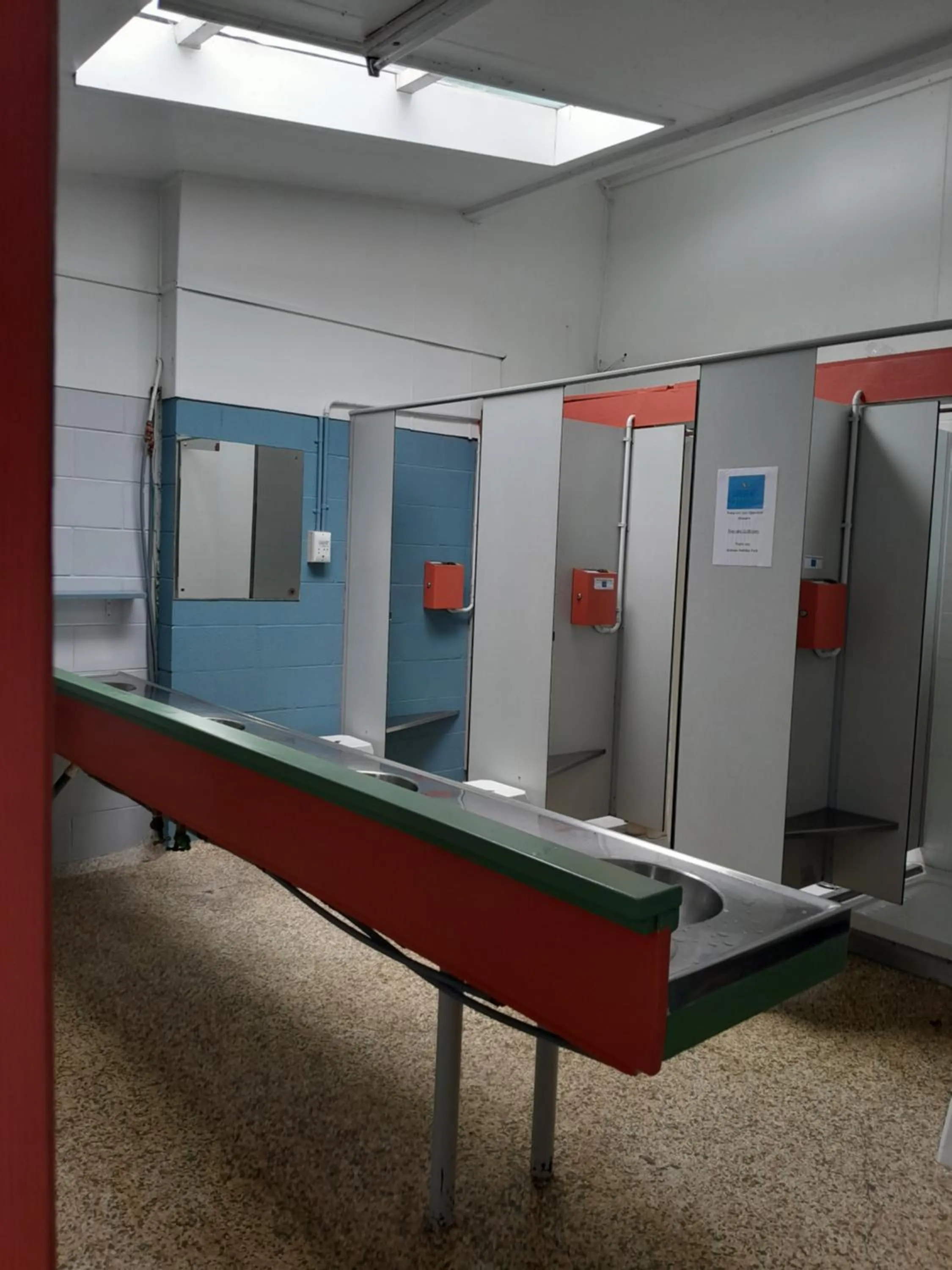 Bathroom in Dickson Holiday Park