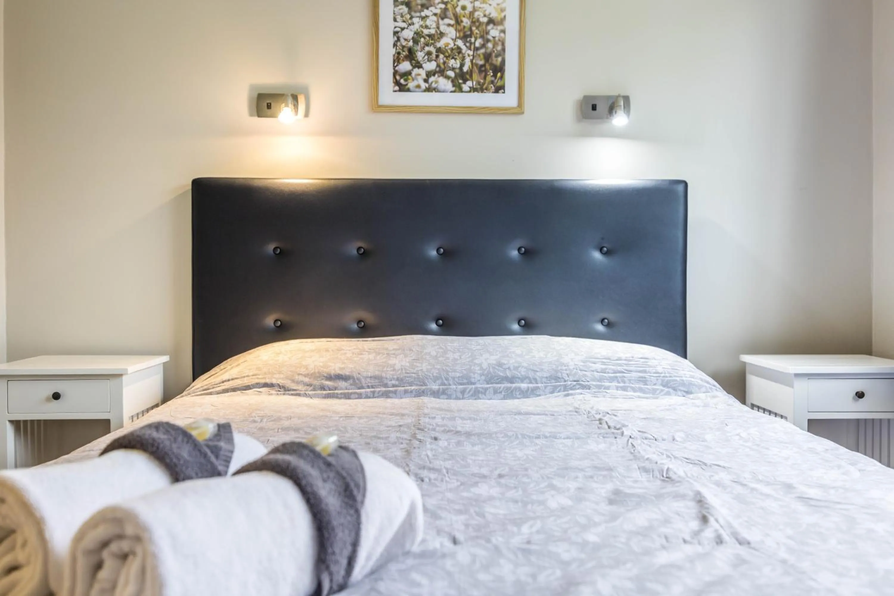 Bed in Sun Valley Motel