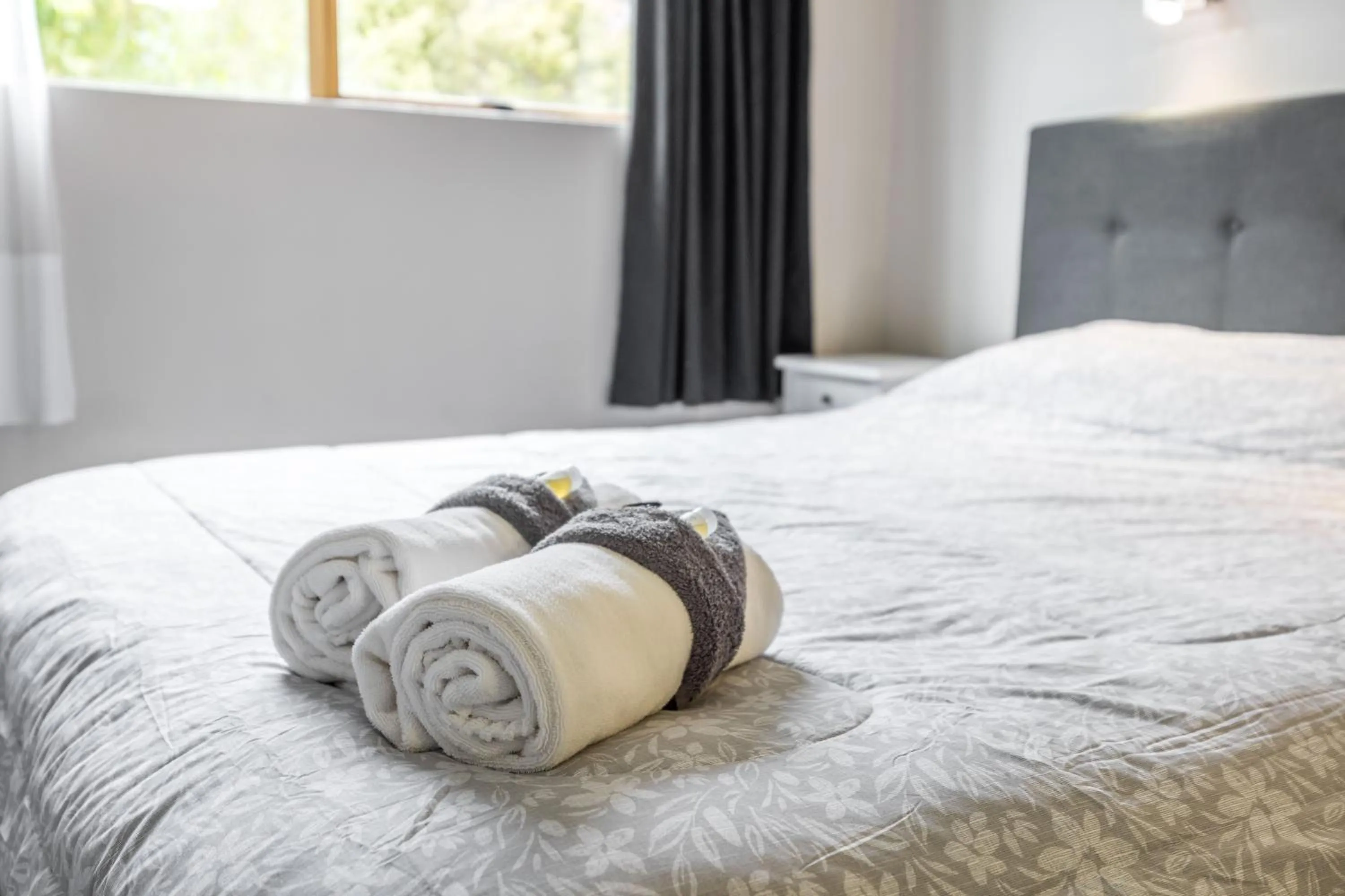 Bed in Sun Valley Motel