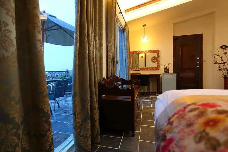 Balcony/Terrace, Bed in Cloudenjoy B&B