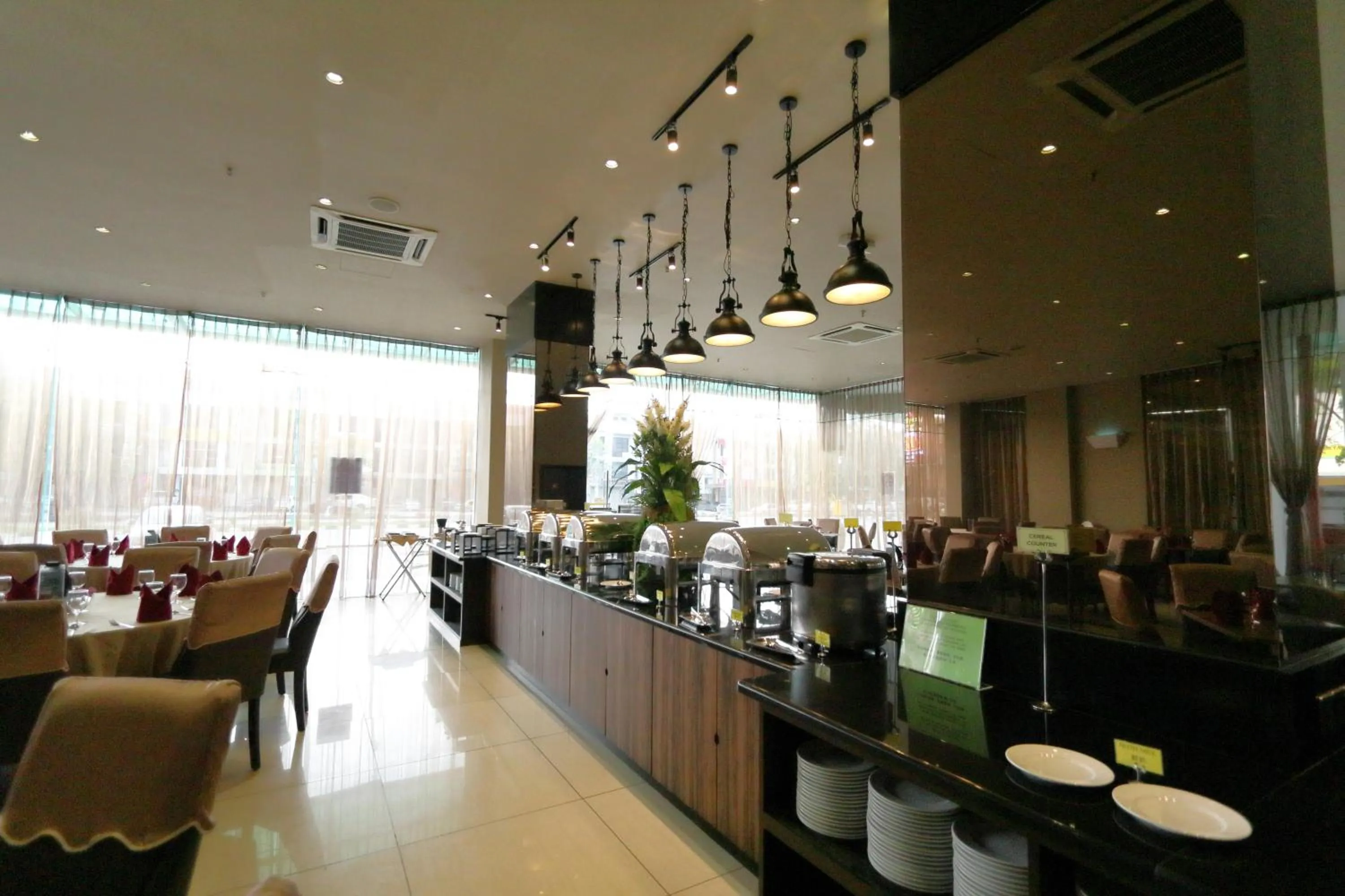 Restaurant/places to eat in The Guest Hotel & Spa