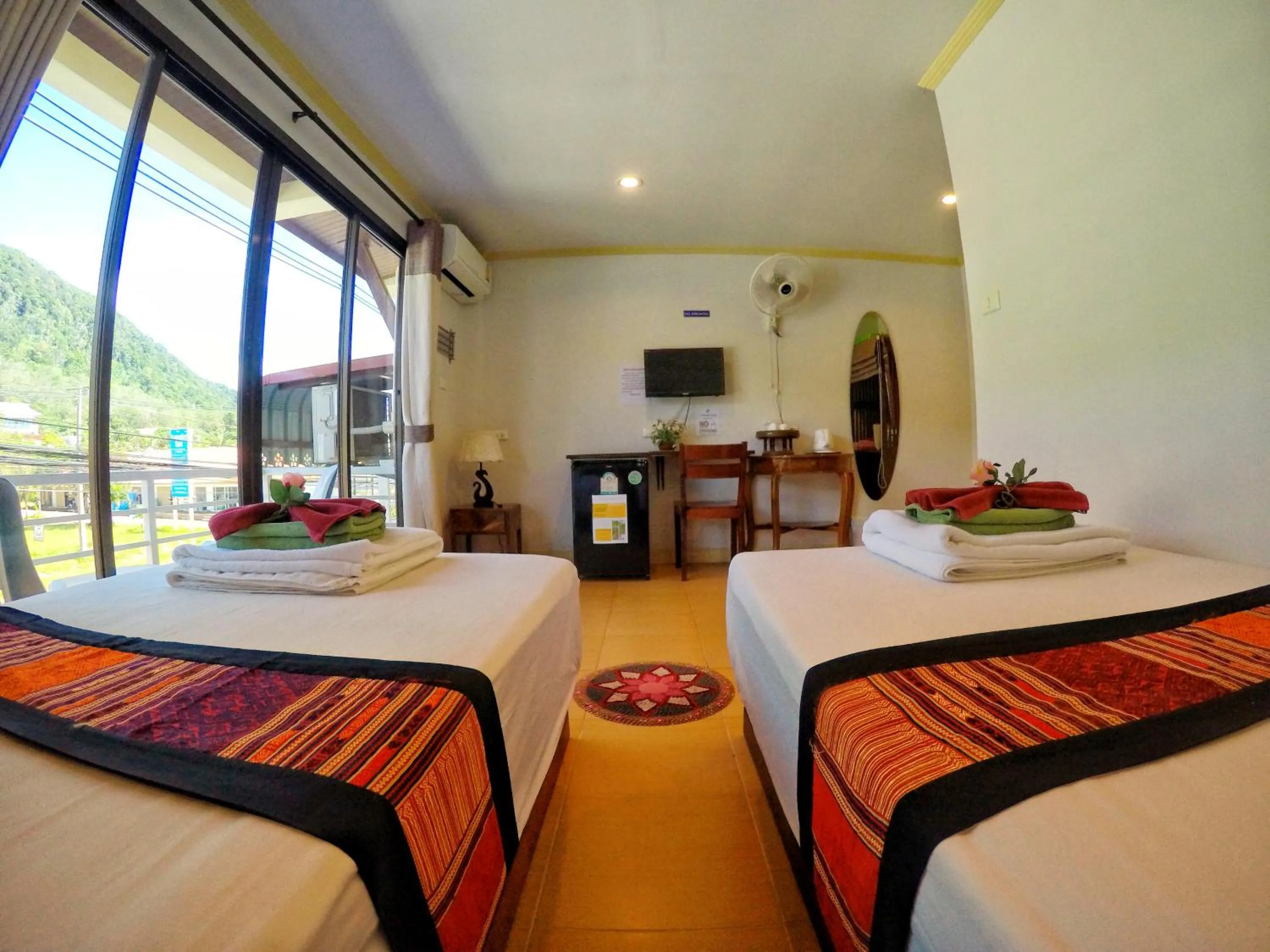 Photo of the whole room, Bed in Lanta at Home - SHA Extra Plus