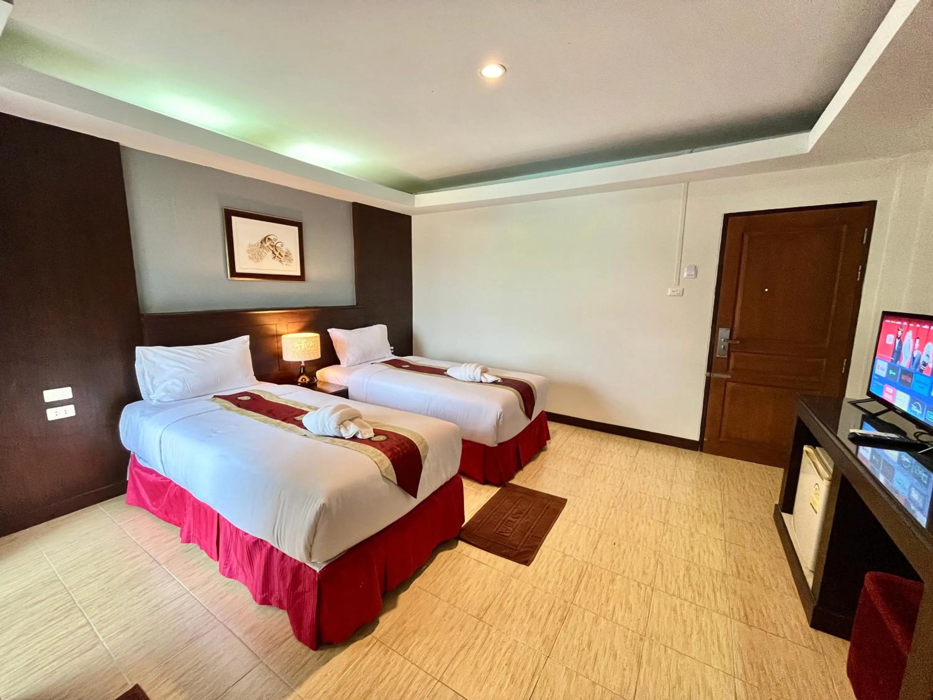 Bed in The Atnal Lanta Budget and Eco Friendly hotel in Koh Lanta