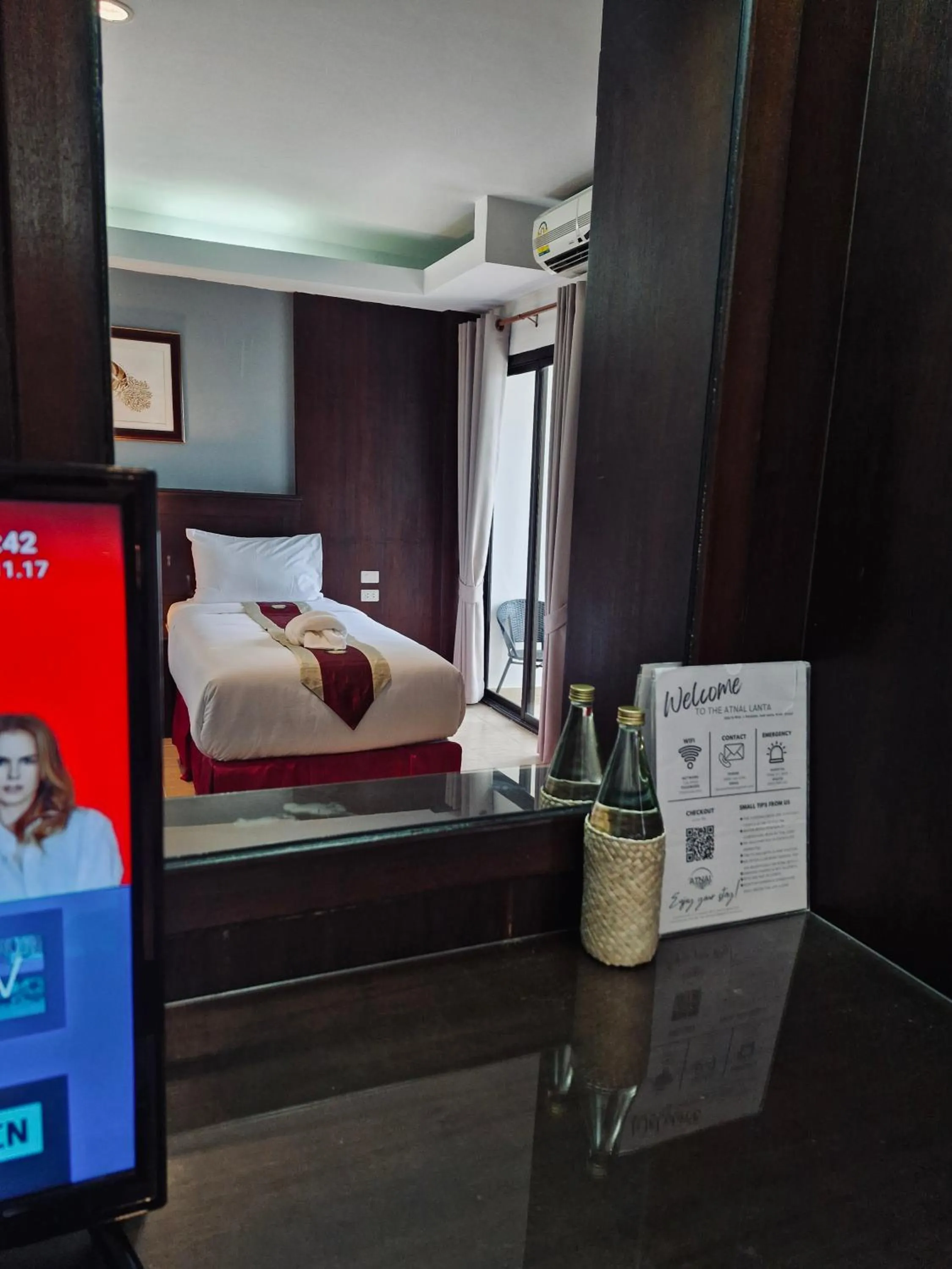 Bed in The Atnal Lanta Budget and Eco Friendly hotel in Koh Lanta