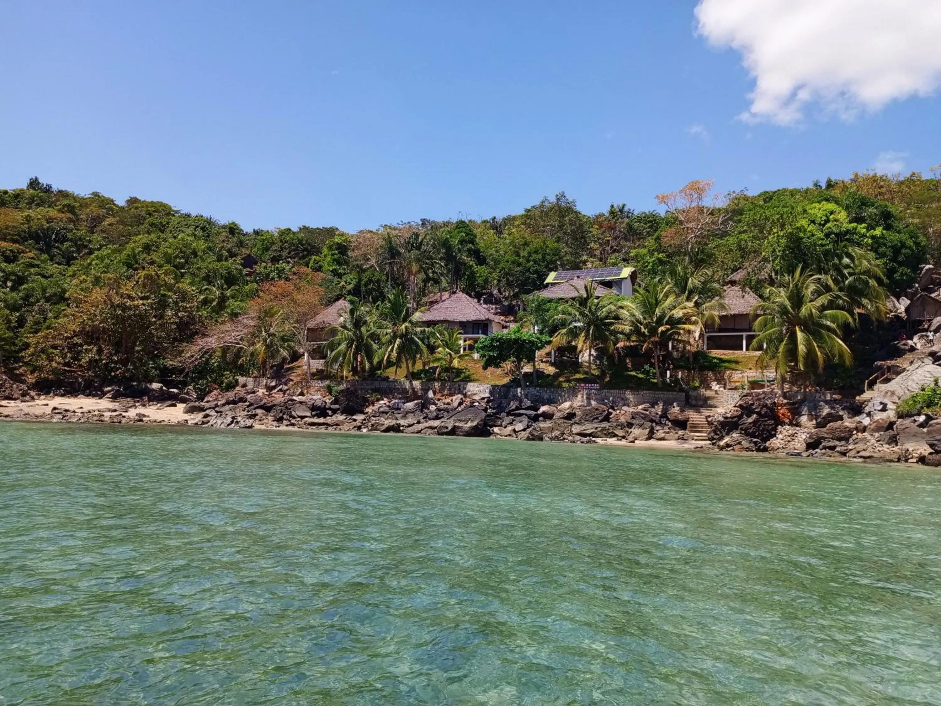 Property building in Tiki Komba