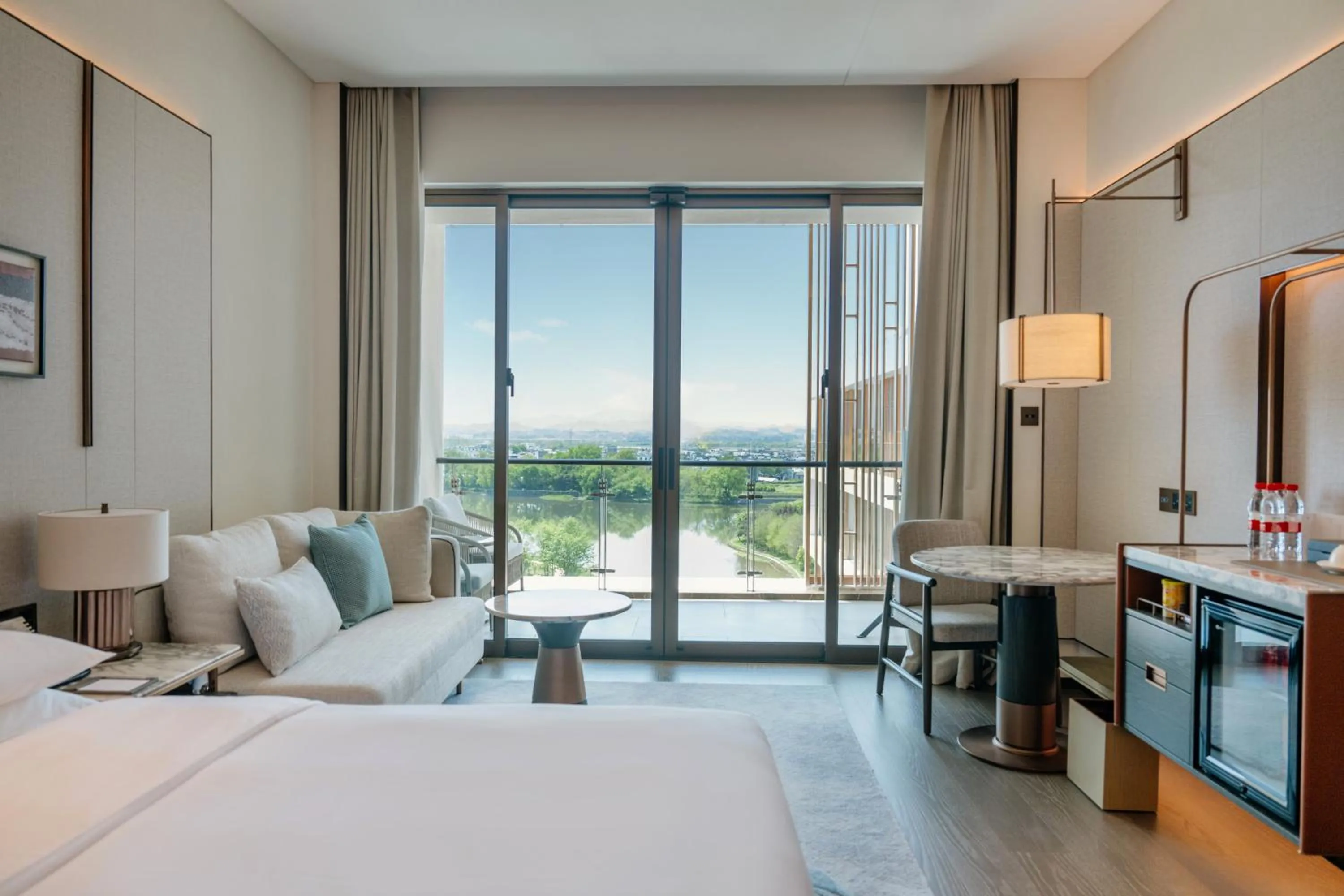 Bed in Hyatt Regency Huangshan Hengjiangwan