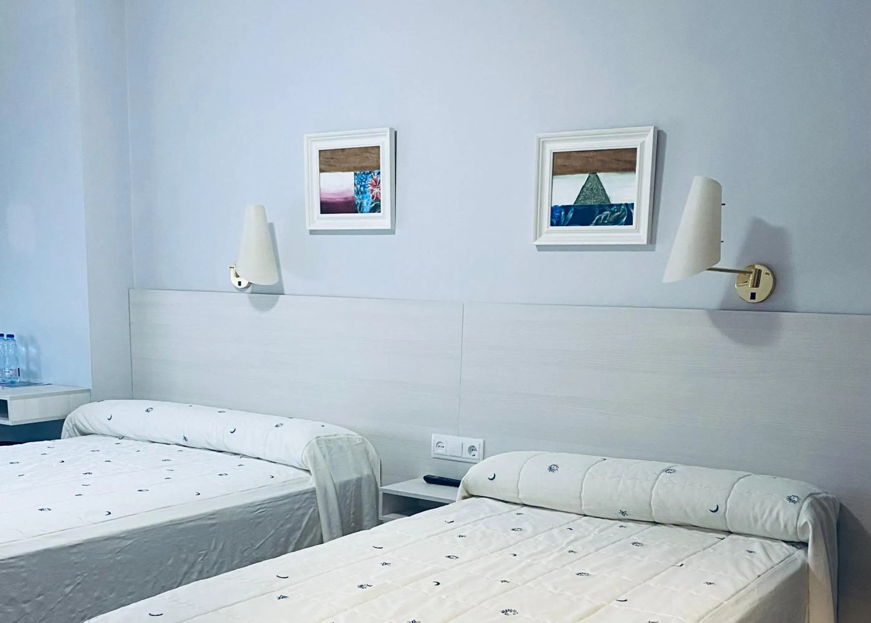 Photo of the whole room, Bed in Hotel As Camelias