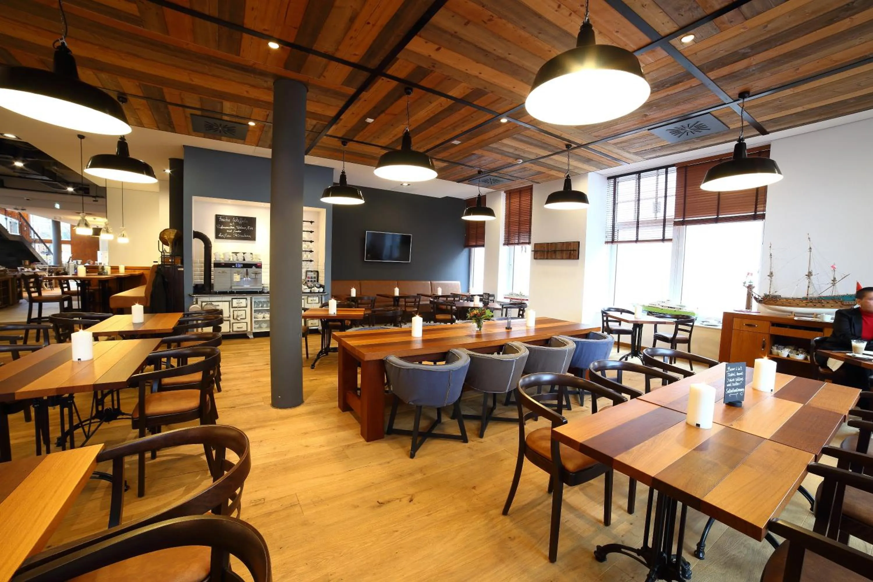 Restaurant/places to eat in Arkadenhaus - Hotel Freiherr von Schwarzenberg