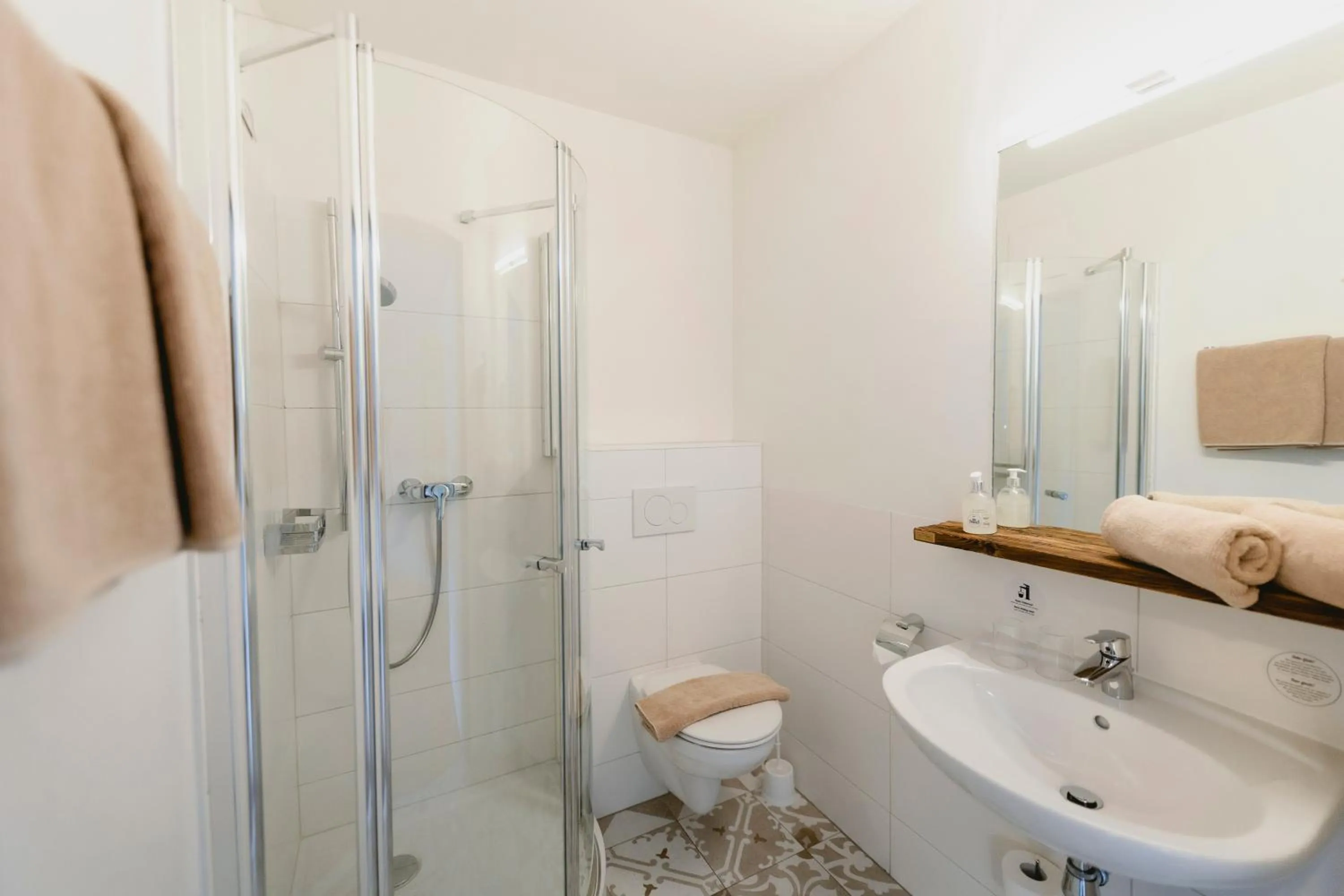 Shower in Das Franzl - Bett & Brot