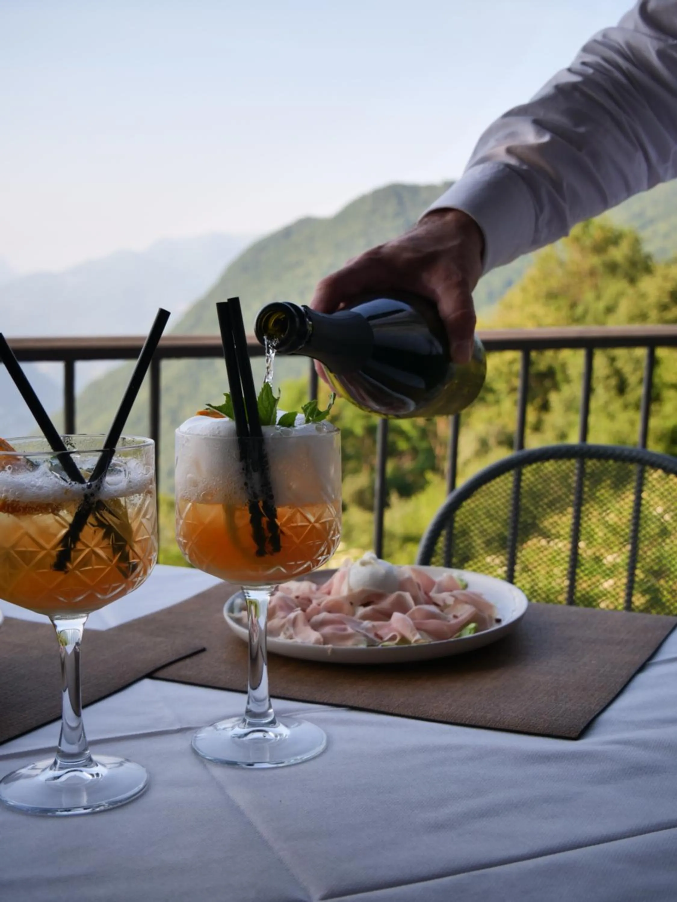 Restaurant/places to eat in Hotel Paradiso Como