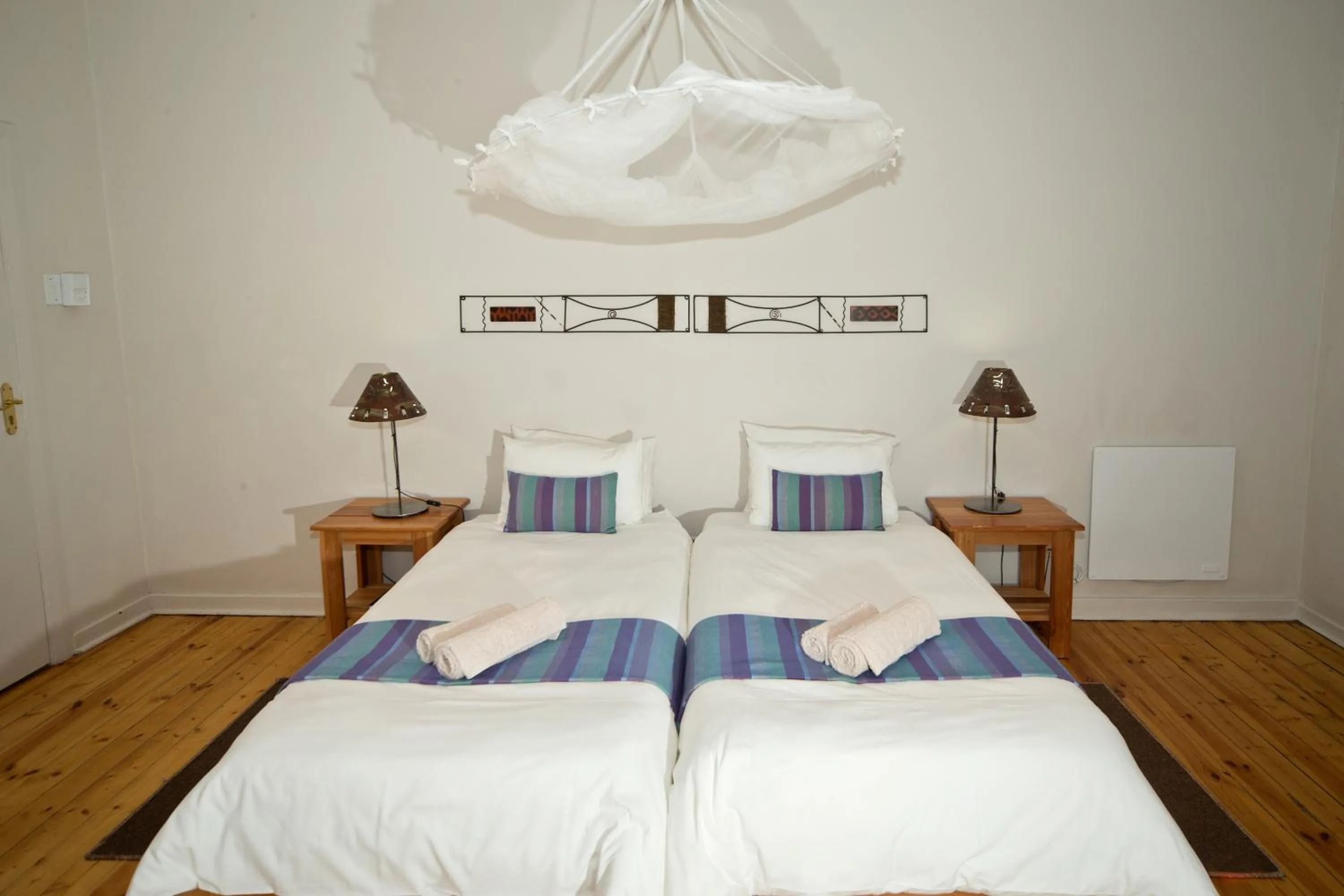 Bedroom, Bed in Bahnhof Hotel Aus