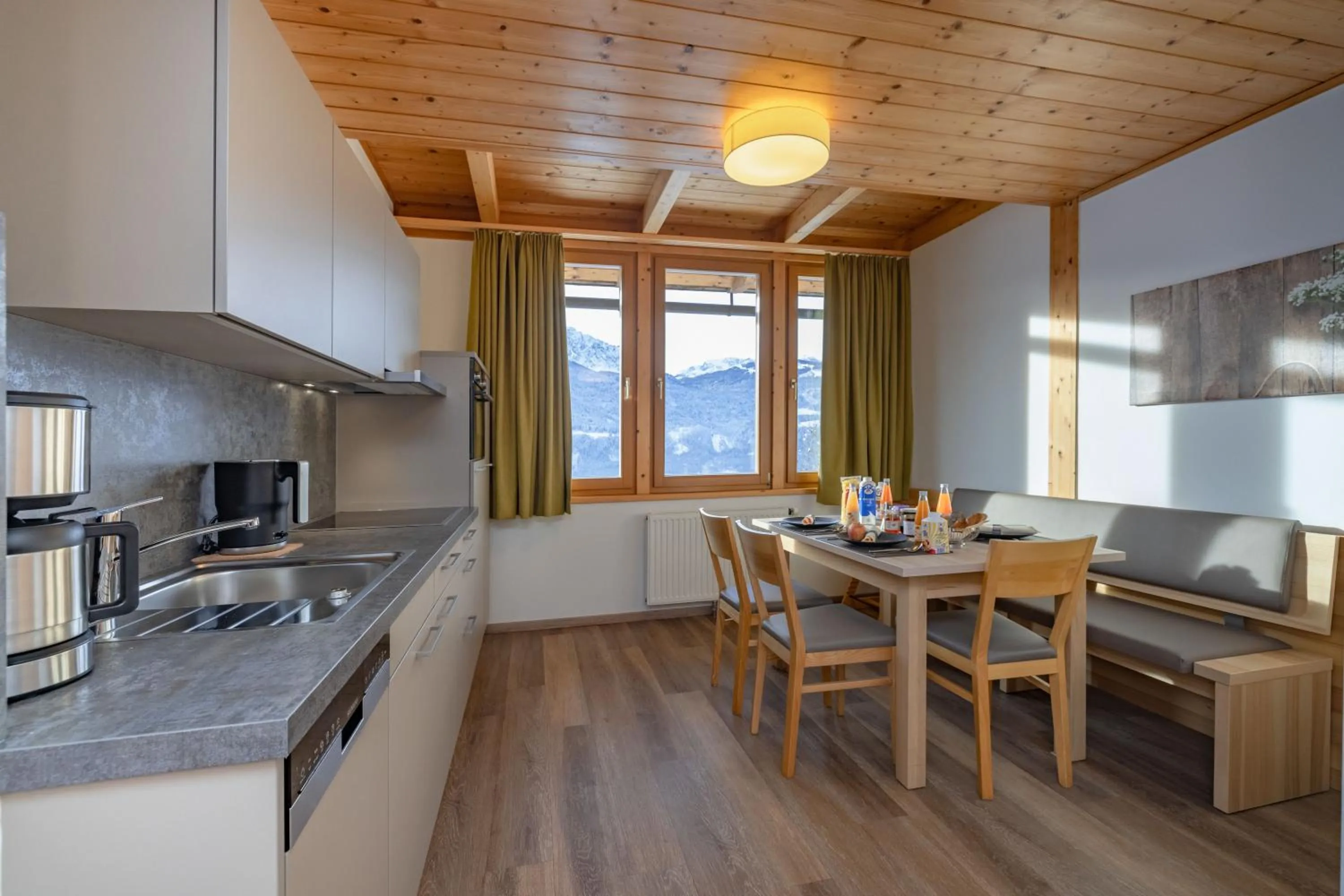 Dining area in nawu apartments & Restaurant