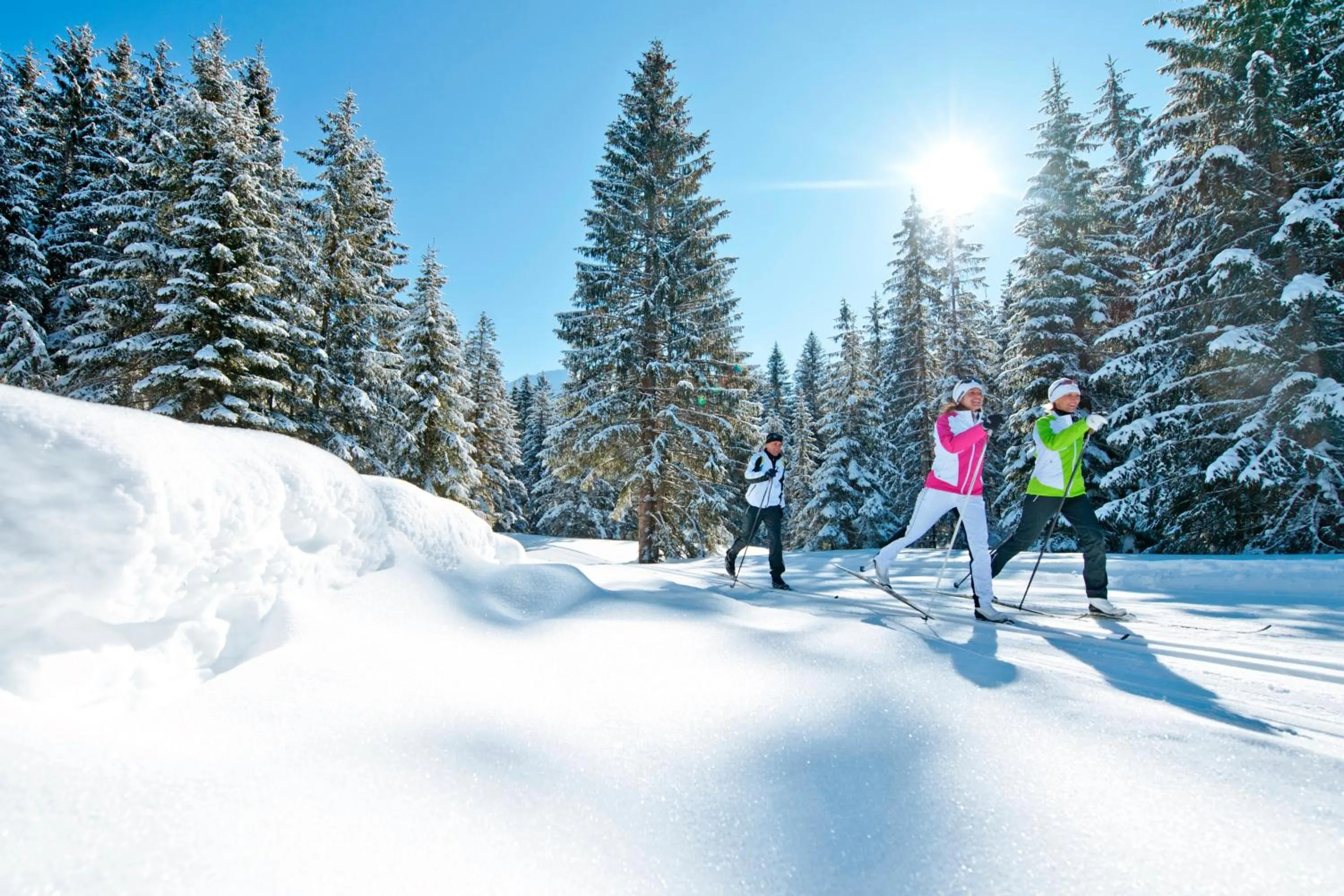 Skiing in nawu apartments & Restaurant