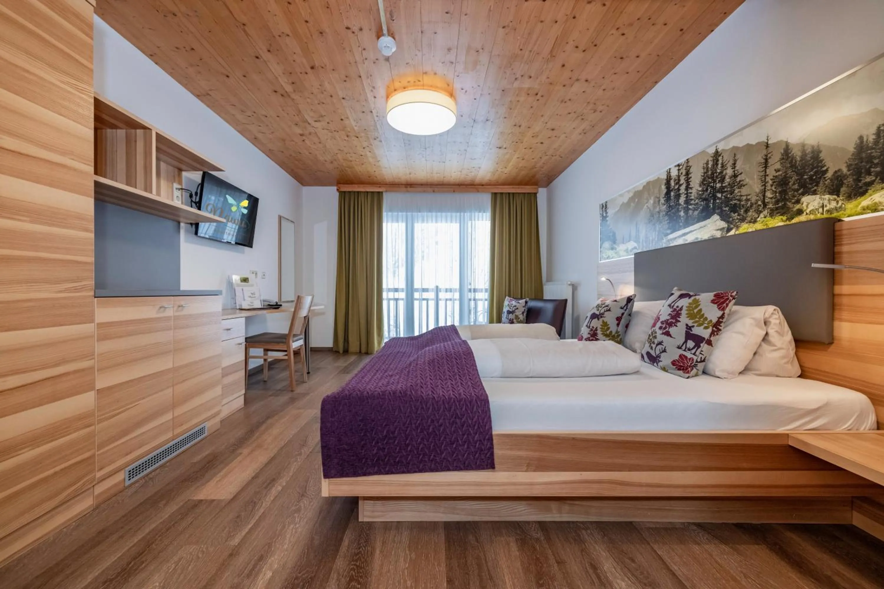 Bedroom, Bed in nawu apartments & Restaurant