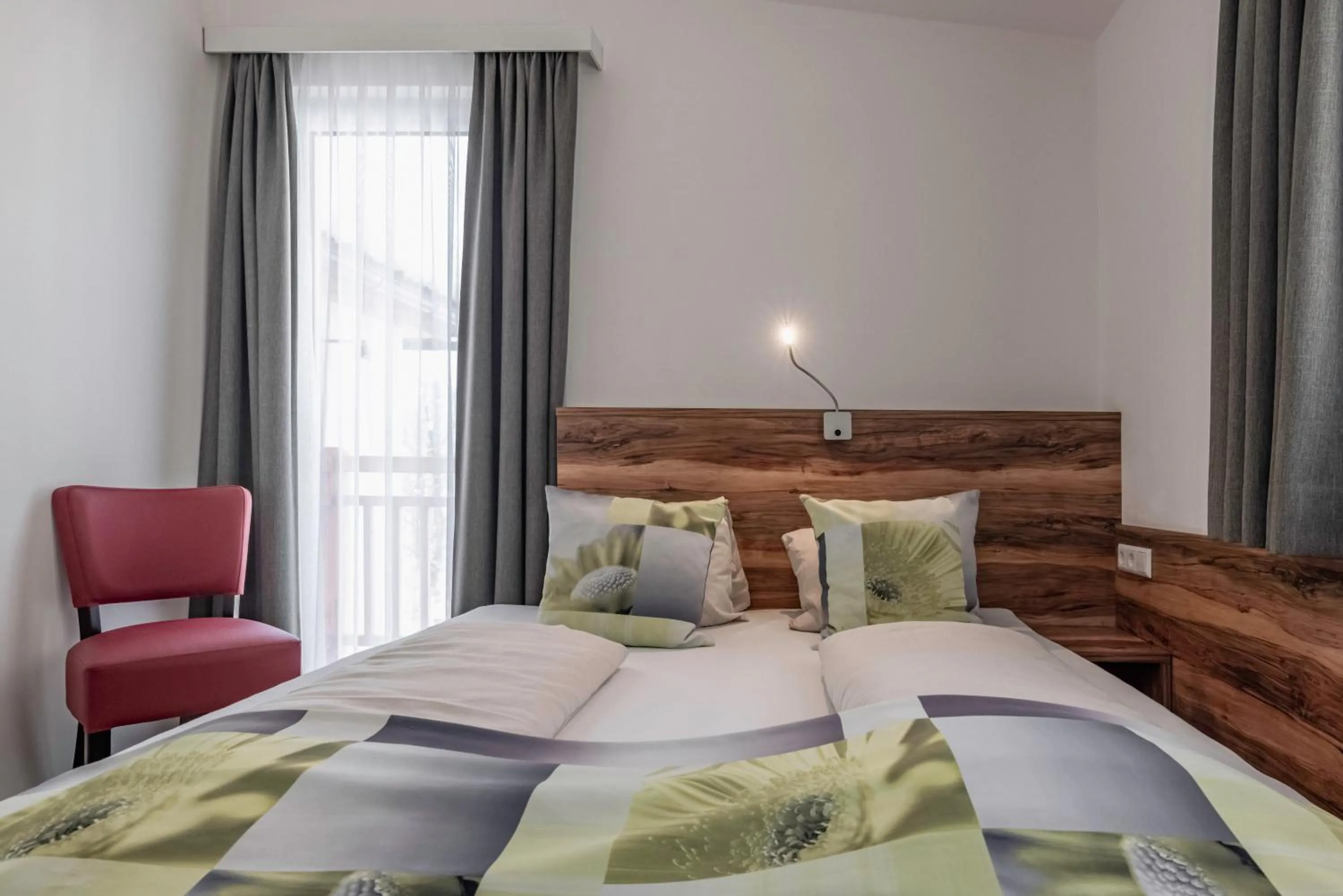 Bedroom, Bed in nawu apartments & Restaurant