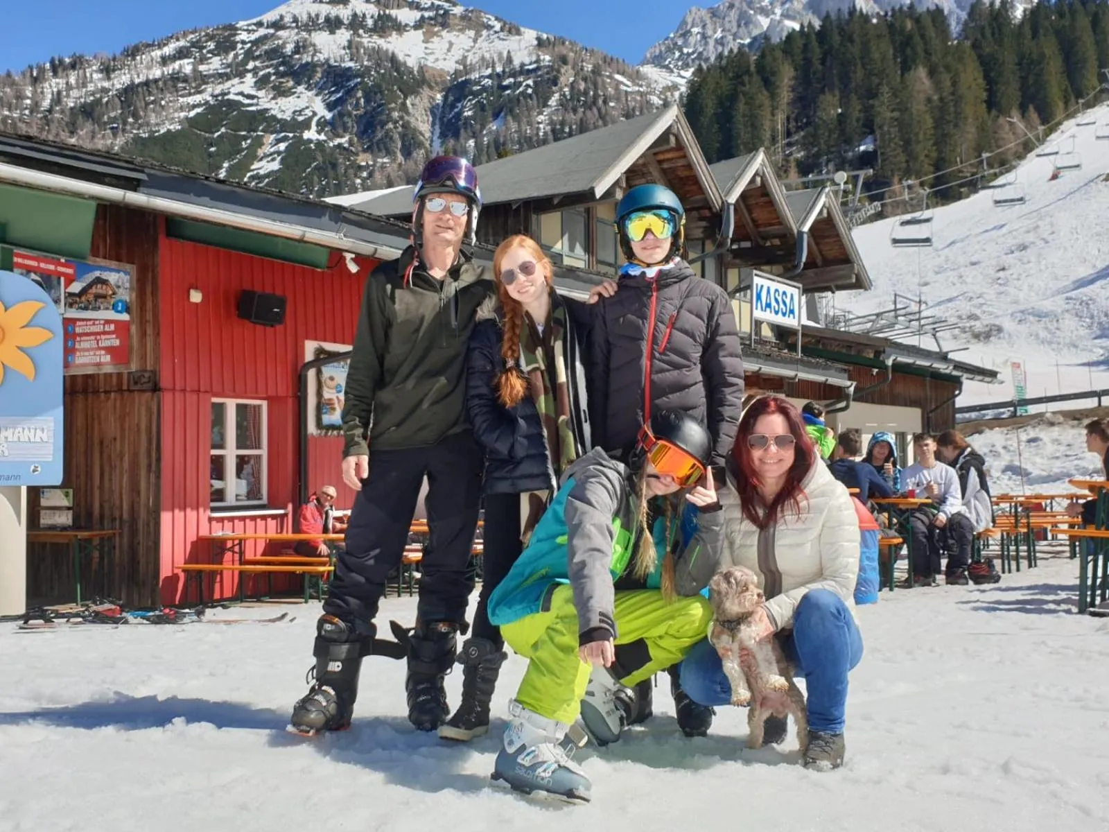 Winter in nawu apartments & Restaurant