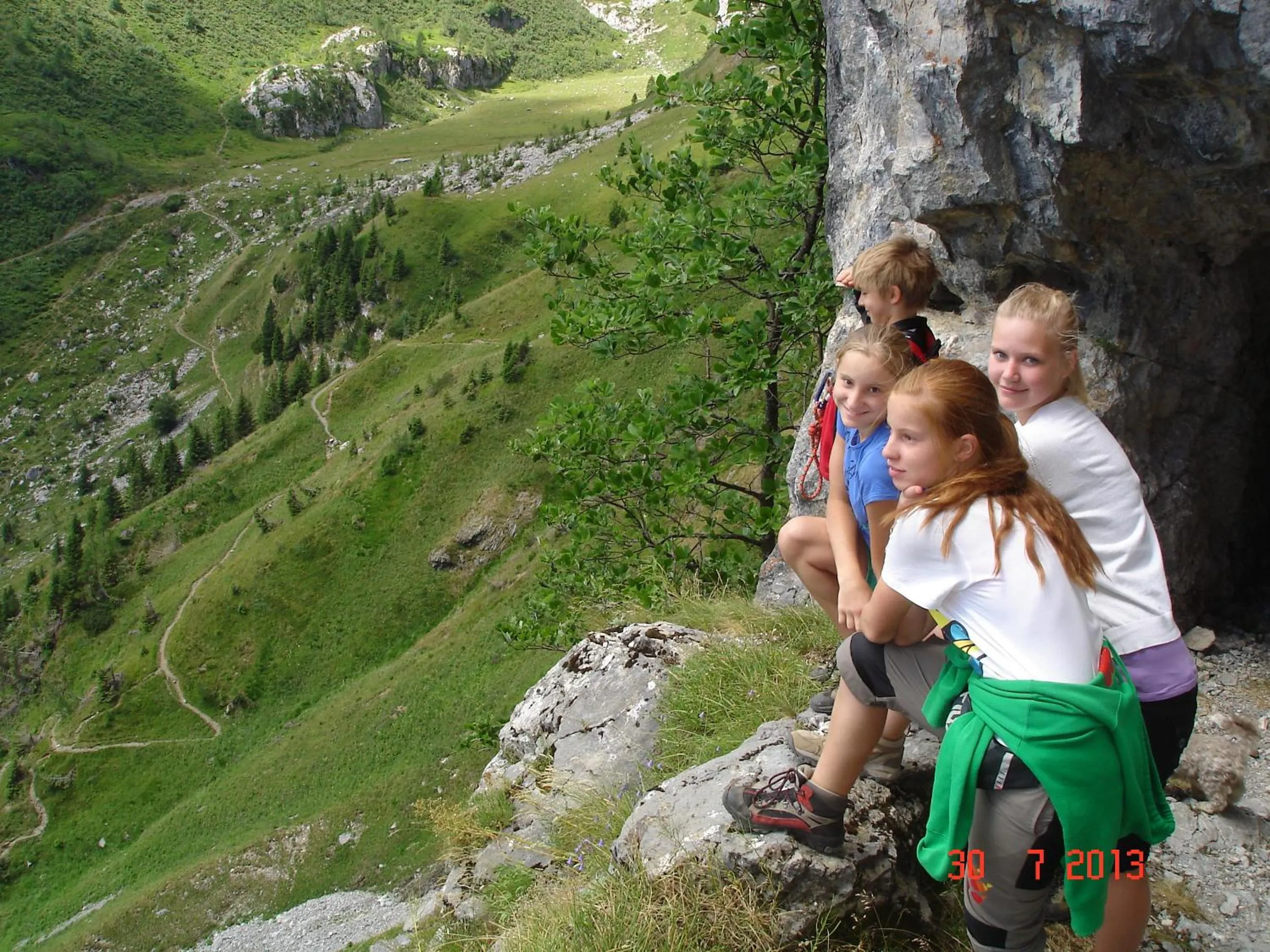 Area and facilities in nawu apartments & Restaurant