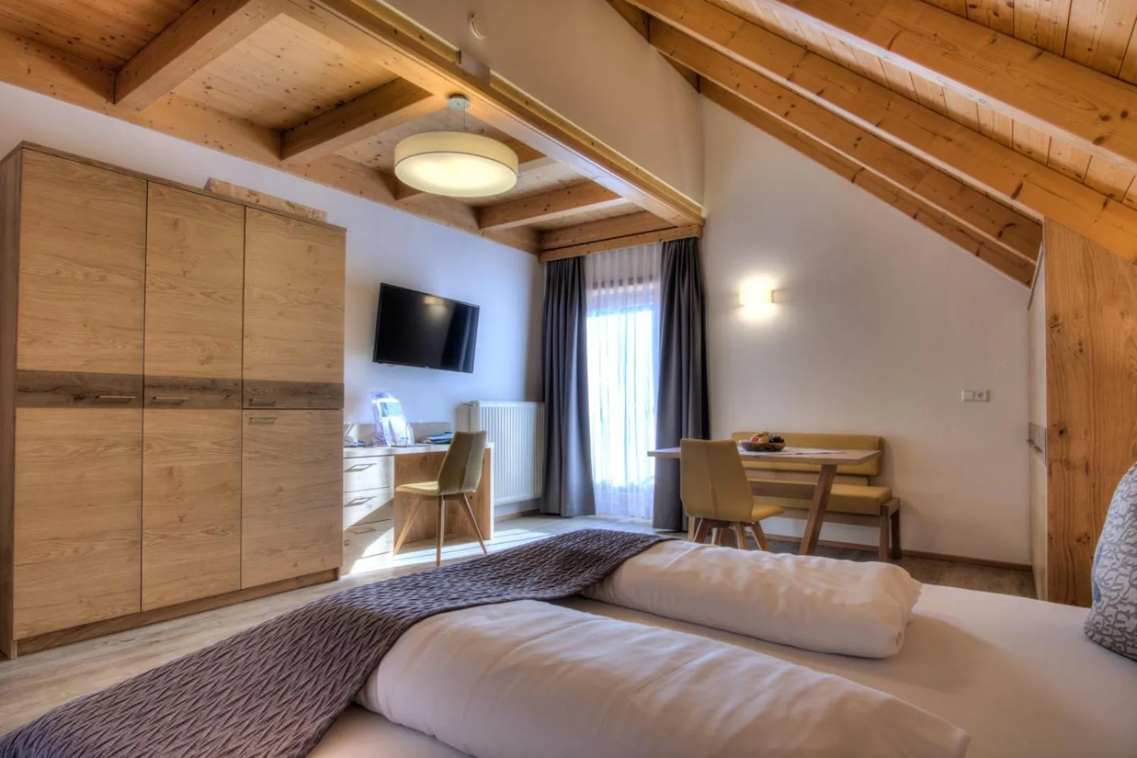 Bed in nawu apartments & Restaurant