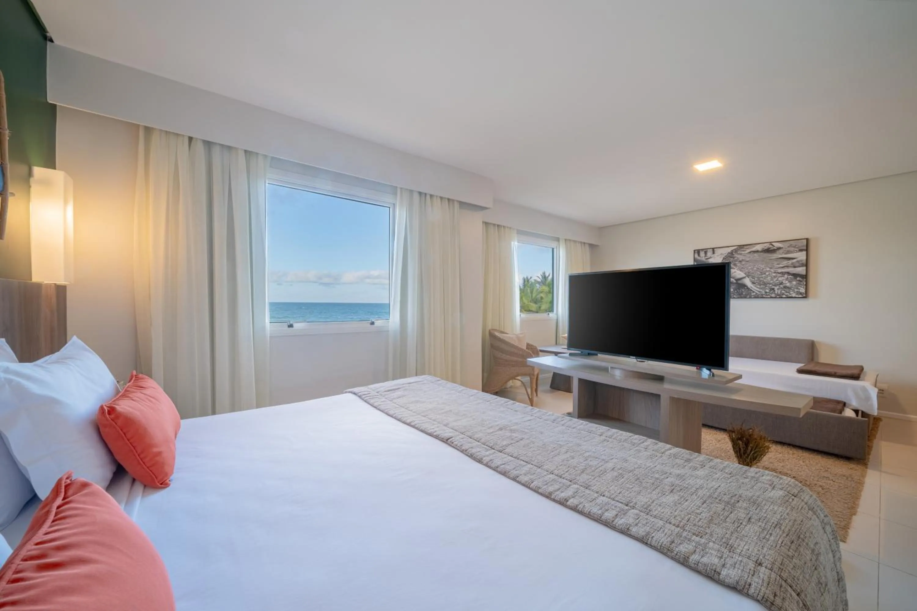Photo of the whole room, Bed in Beach Park Resort - Oceani