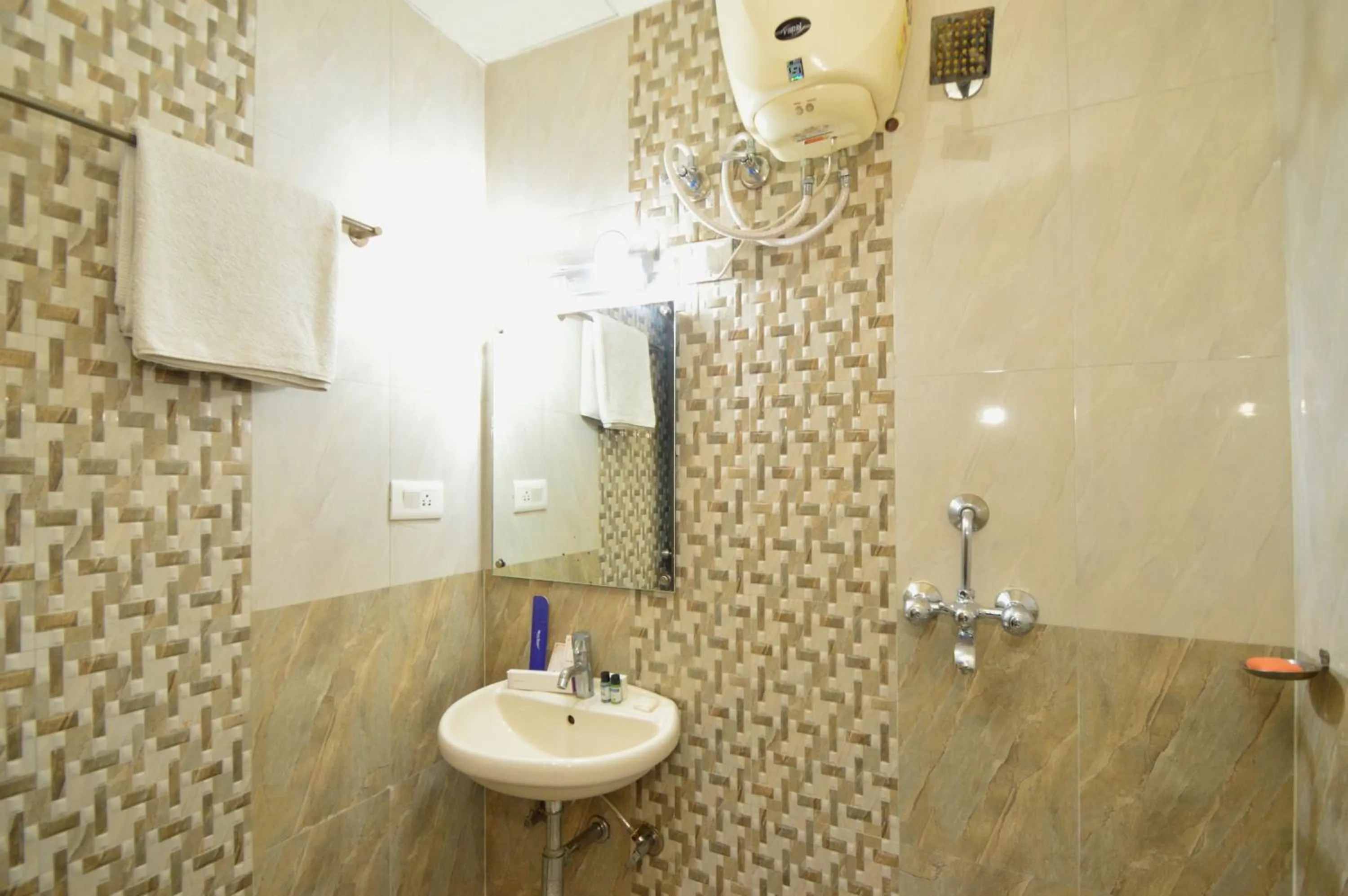 Bathroom in Hotel Surya Garh