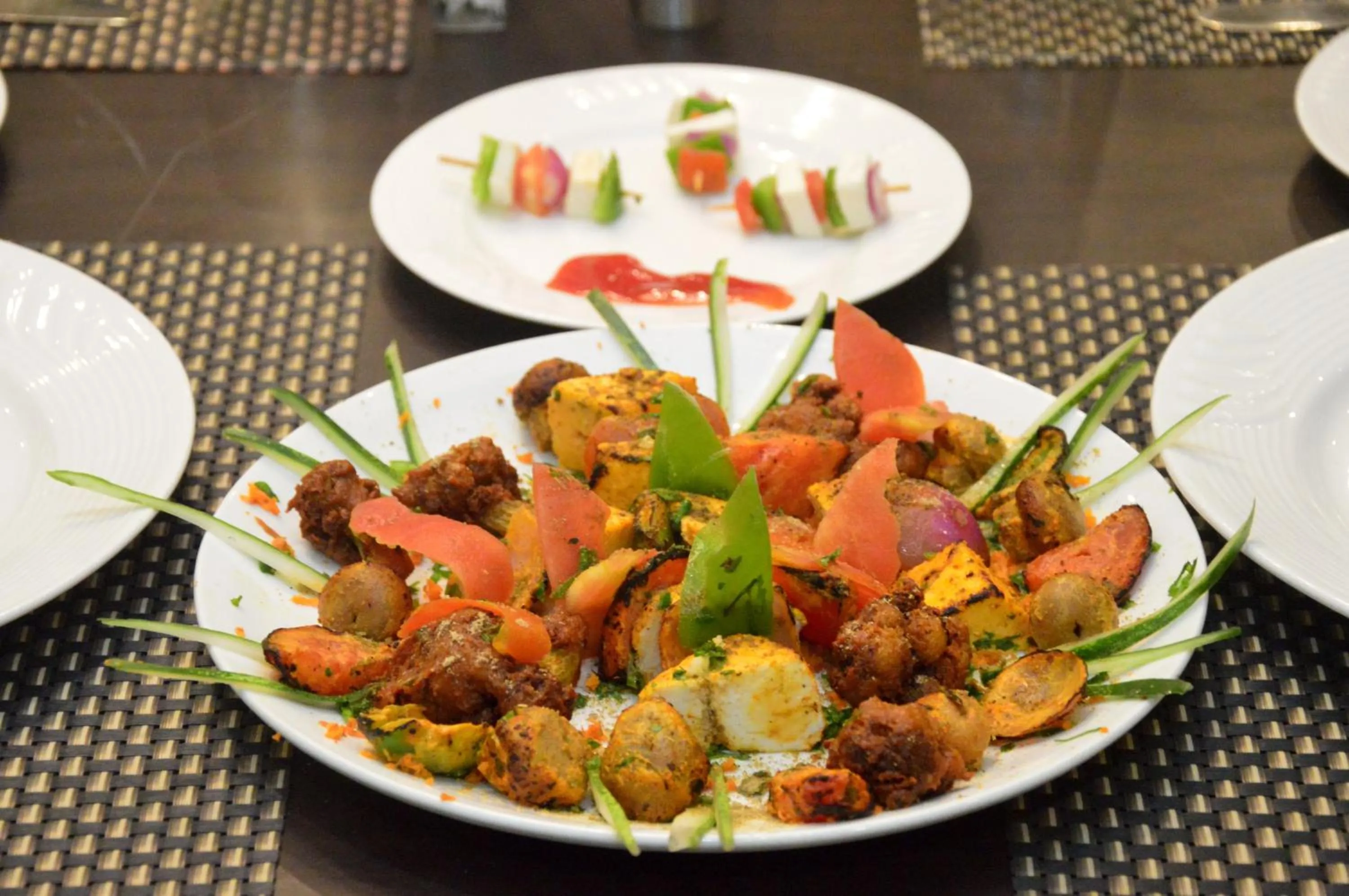 Food and drinks in Hotel Surya Garh