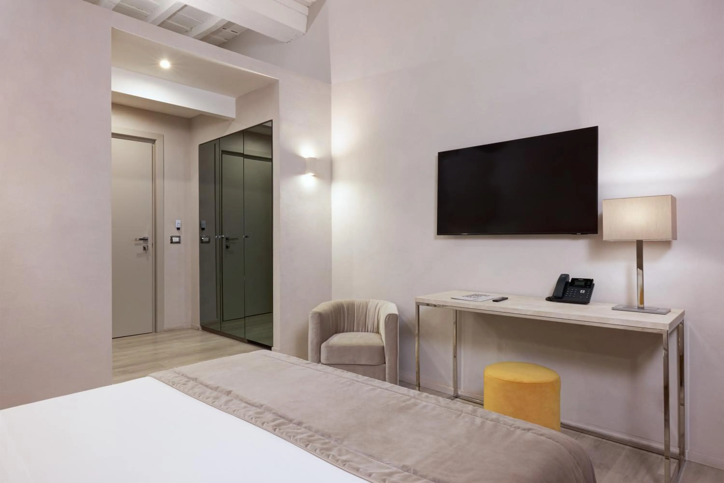 Bed in Terrace Pantheon Relais