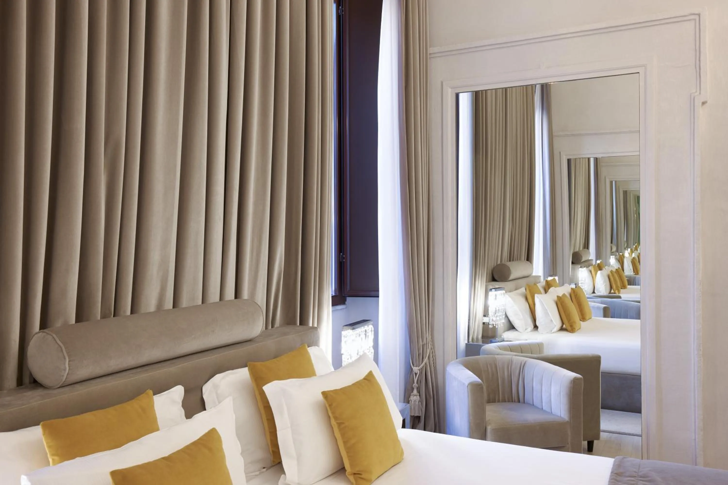 Bed in Terrace Pantheon Relais